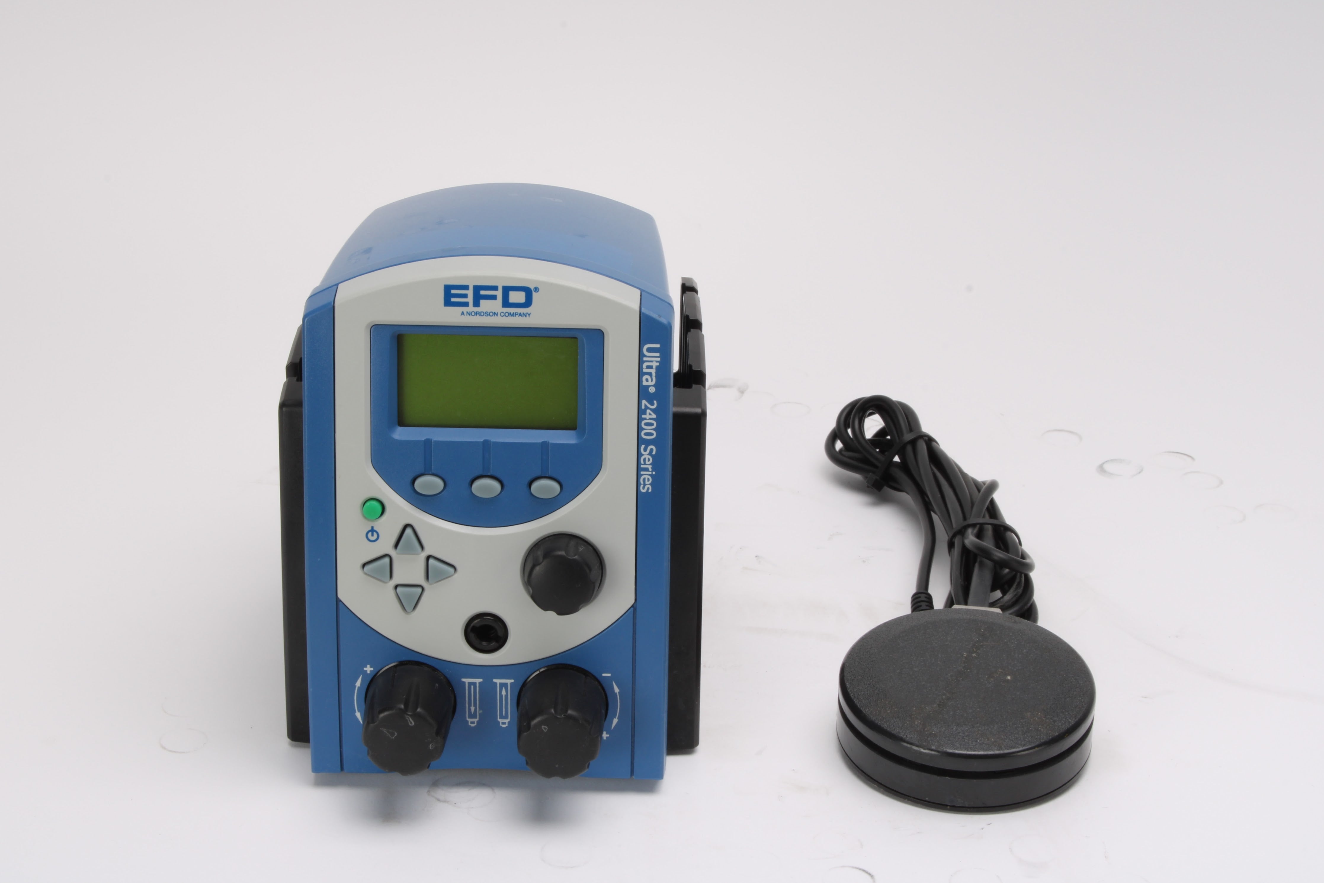 EFD Ultra 2400 Dispensing Workstation With EFD 24221 Foot Controller