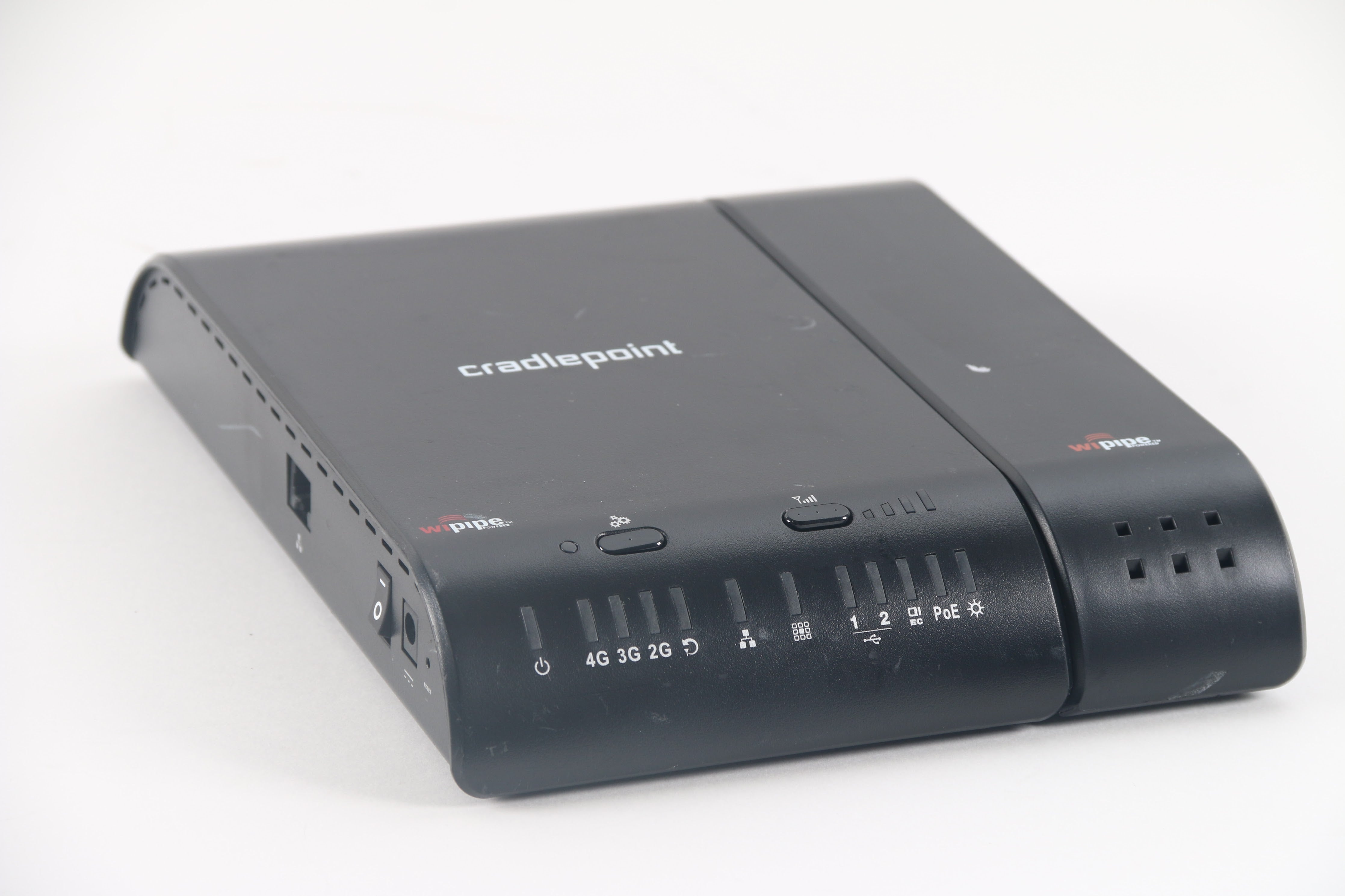 Cradlepoint CBA750B 3G/4G Cellular Router W/ MC200LP Modem No Antenna