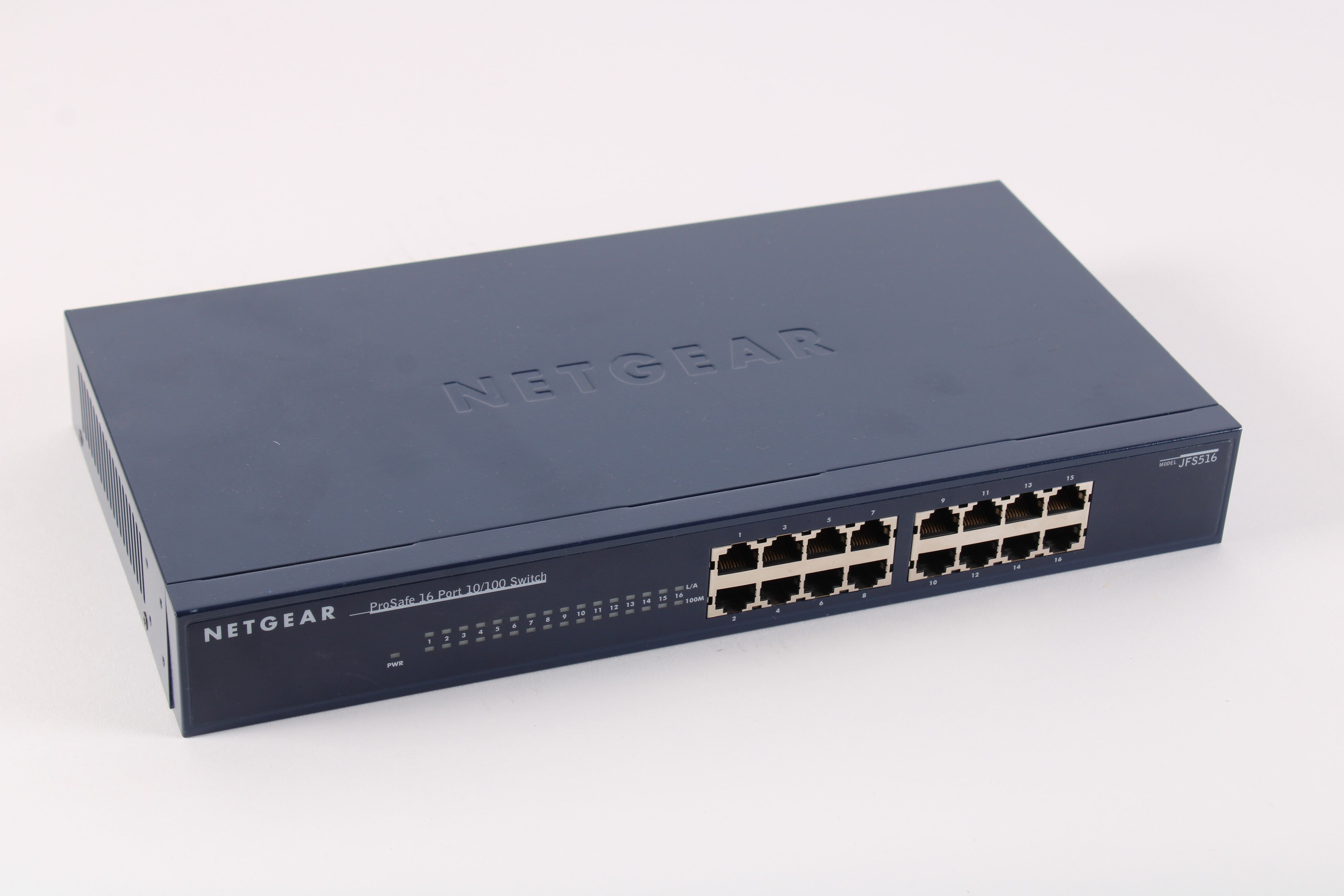 Netgear ProSafe Plus FS116E 16 Port 10/100 Fast Ethernet Switch - Free Netgear ProSafe Plus FS116E 16 Port 10/100 Fast Ethernet Switch - Free