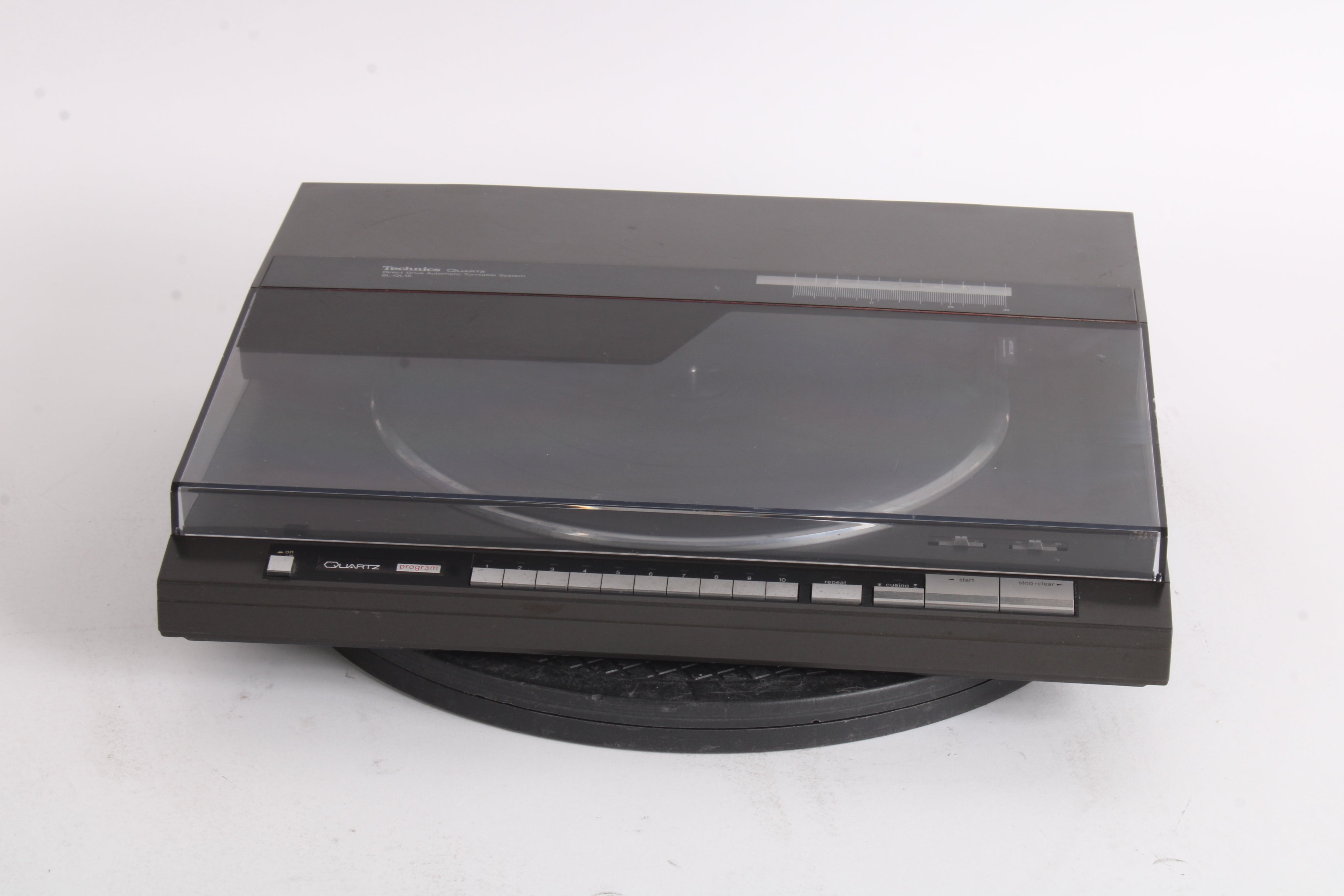 Technics SLQL15 Quartz Automatic Turntable W/ Audio Technica AT300P C