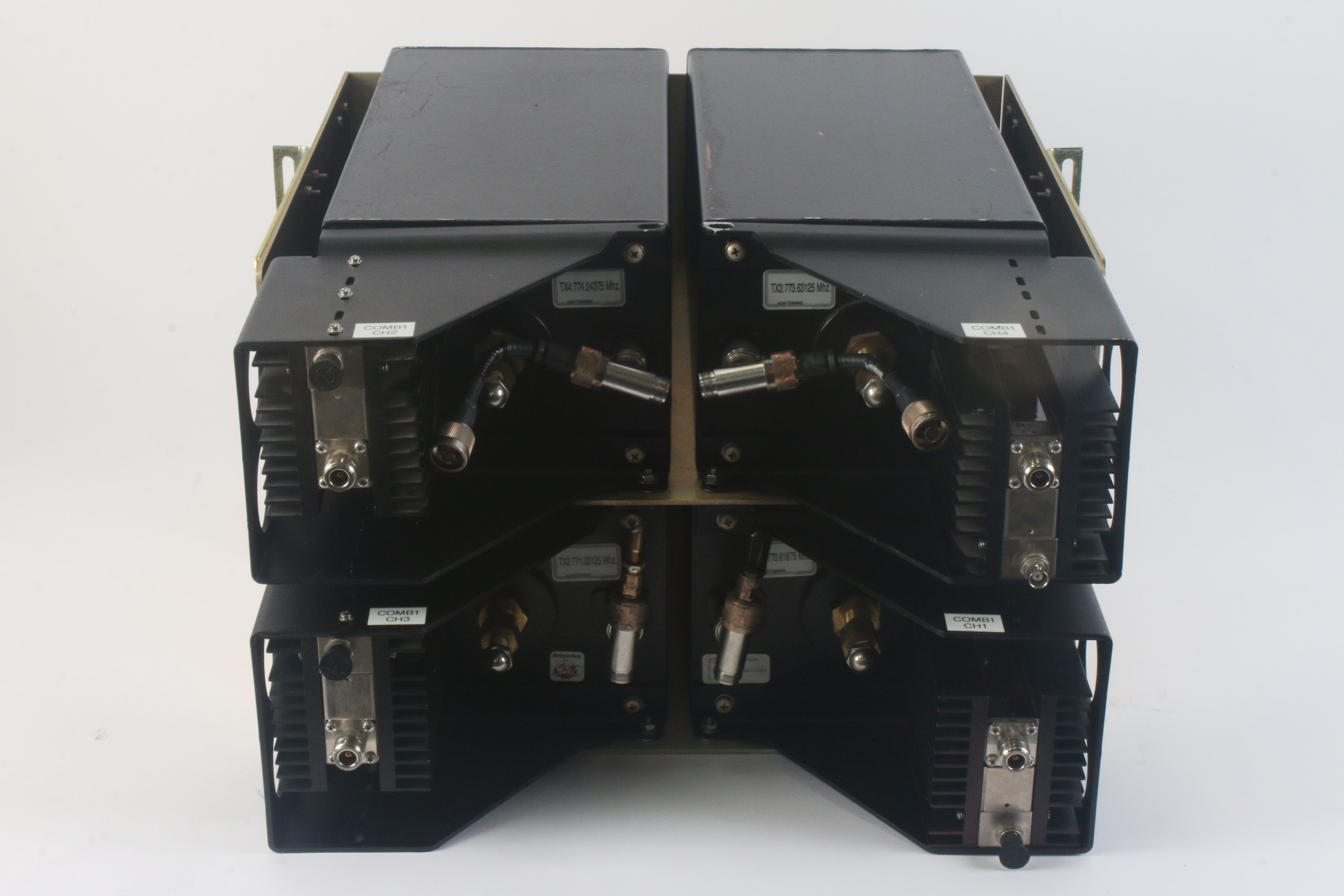 dbSpectra DS8062M4 Low Loss Combiner 4 Channel 763776.Mhz Pair DB Sp
