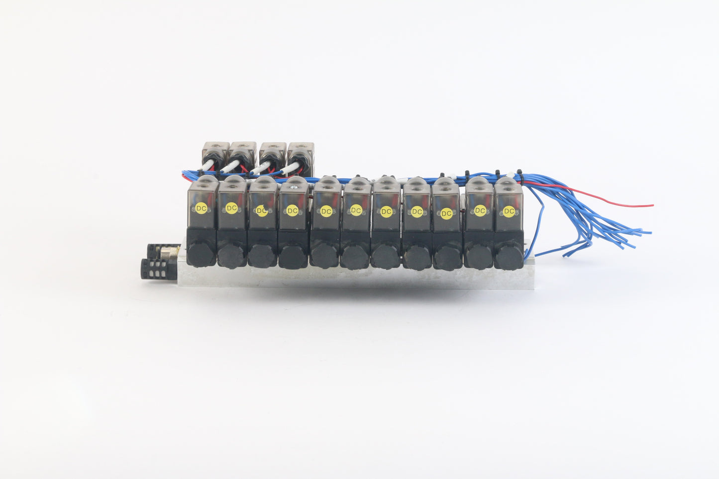 10-370083