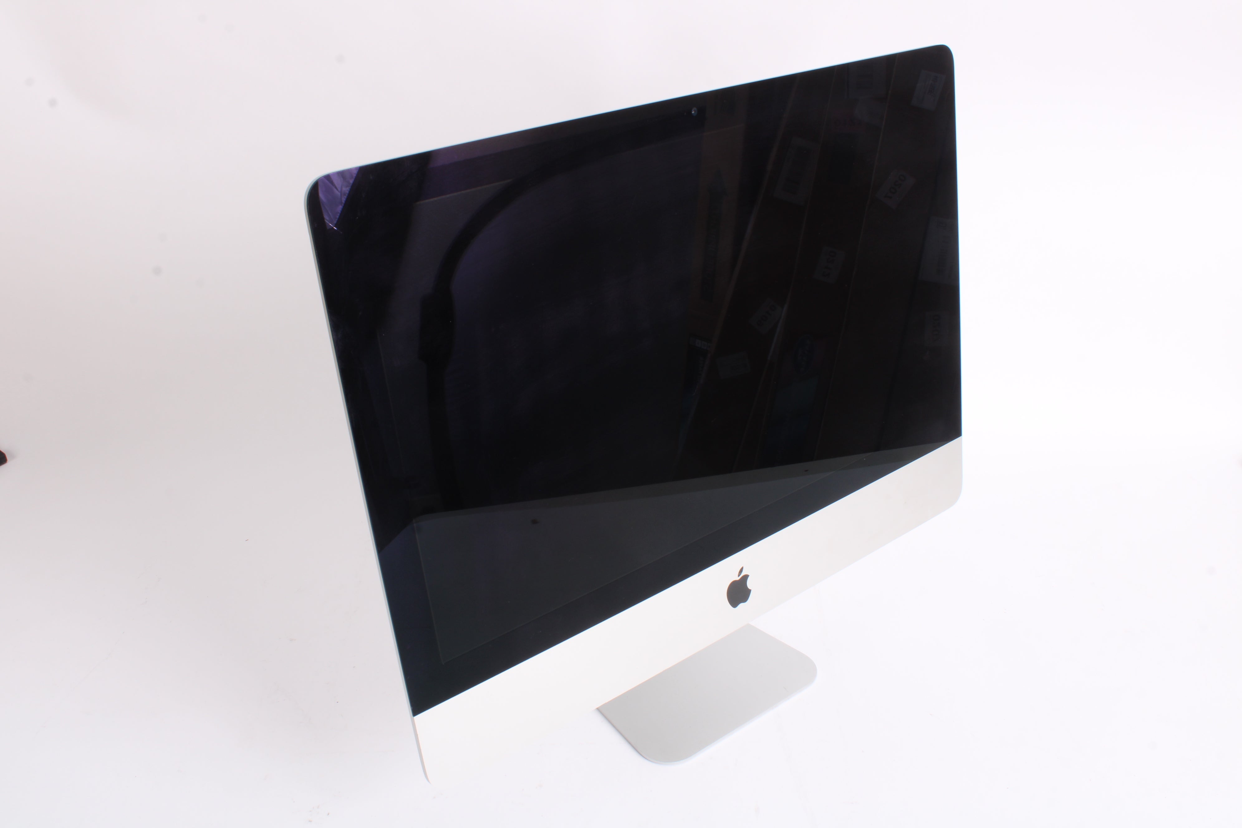 Test du nouvel iMac 21,5 pouces bicœur Intel Core i5 à 1,4 GHz (2014 Test du nouvel iMac 21,5 pouces bicœur Intel Core i5 à 1,4 GHz (2014