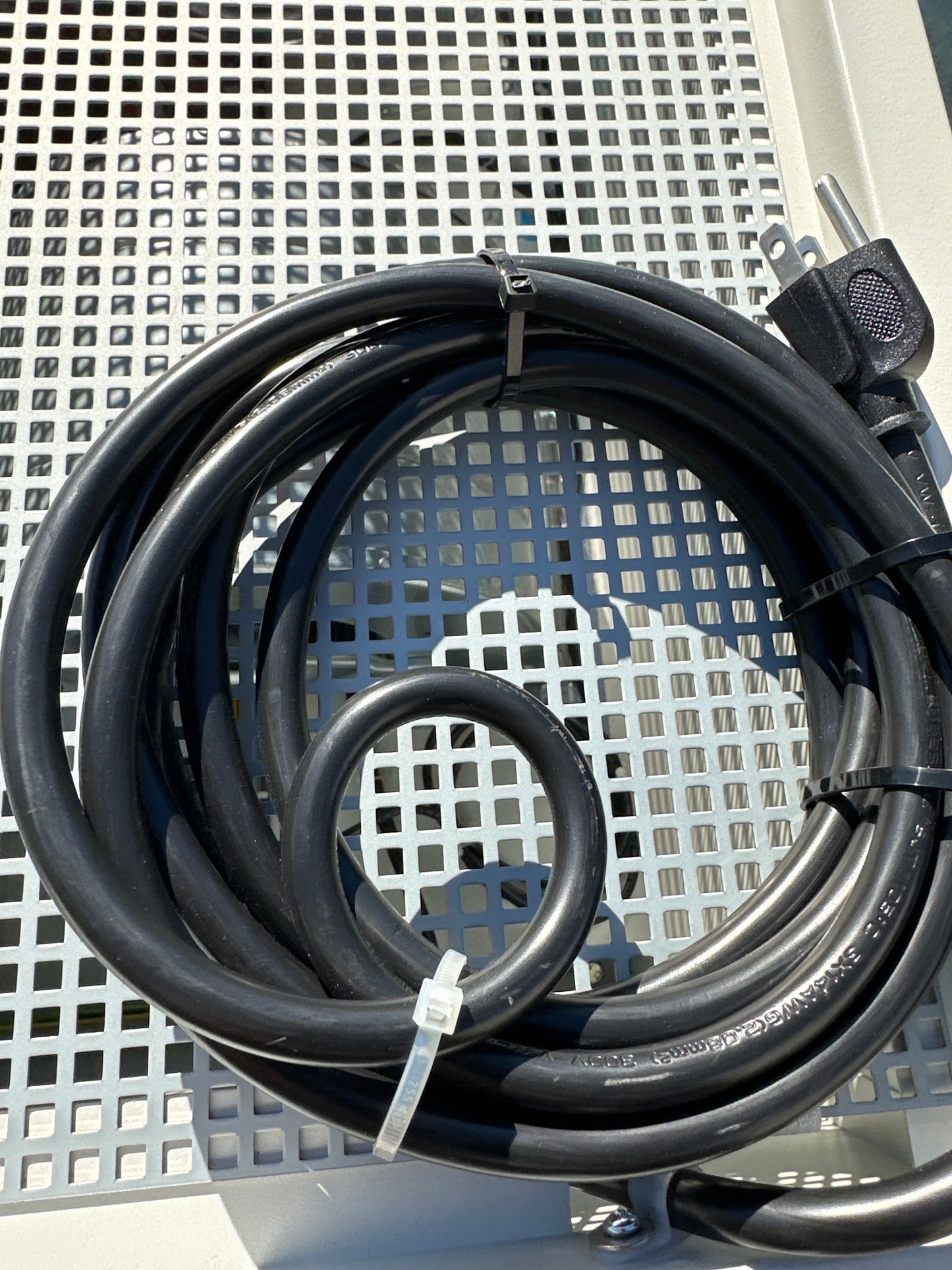 10-581610