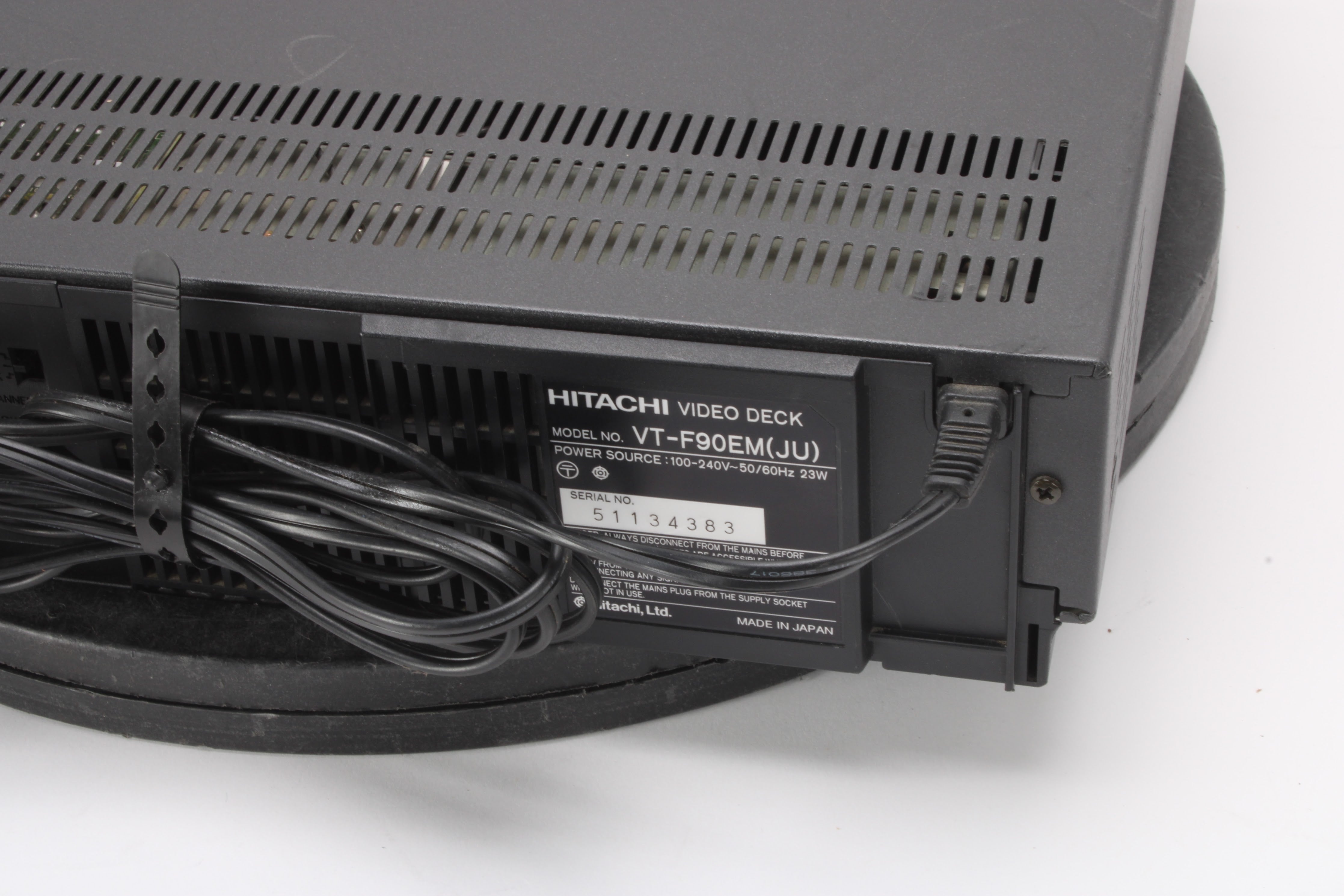 Hitachi F90 VHS Multi-System VCR Player – NTC Tech