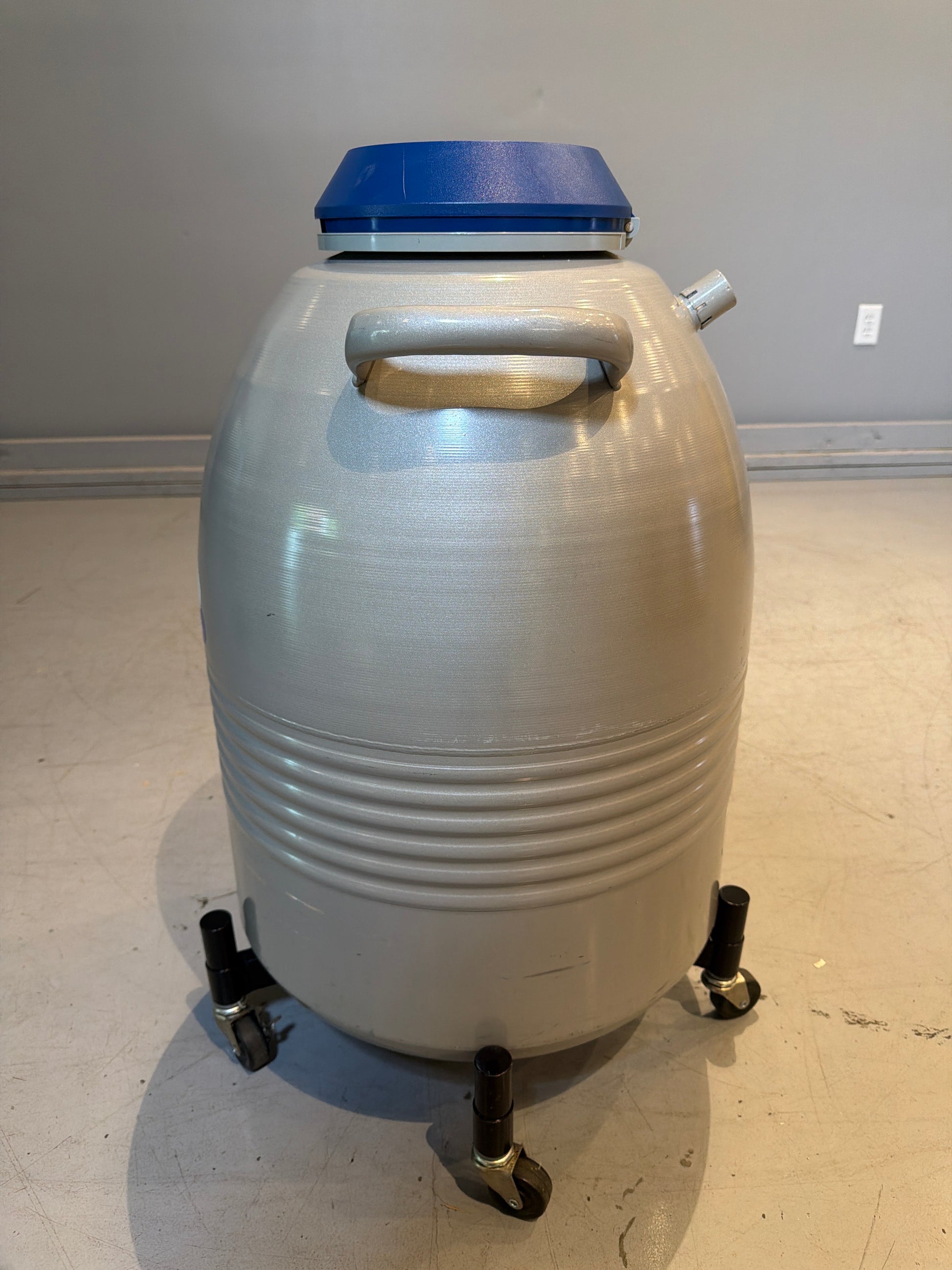 10-882335