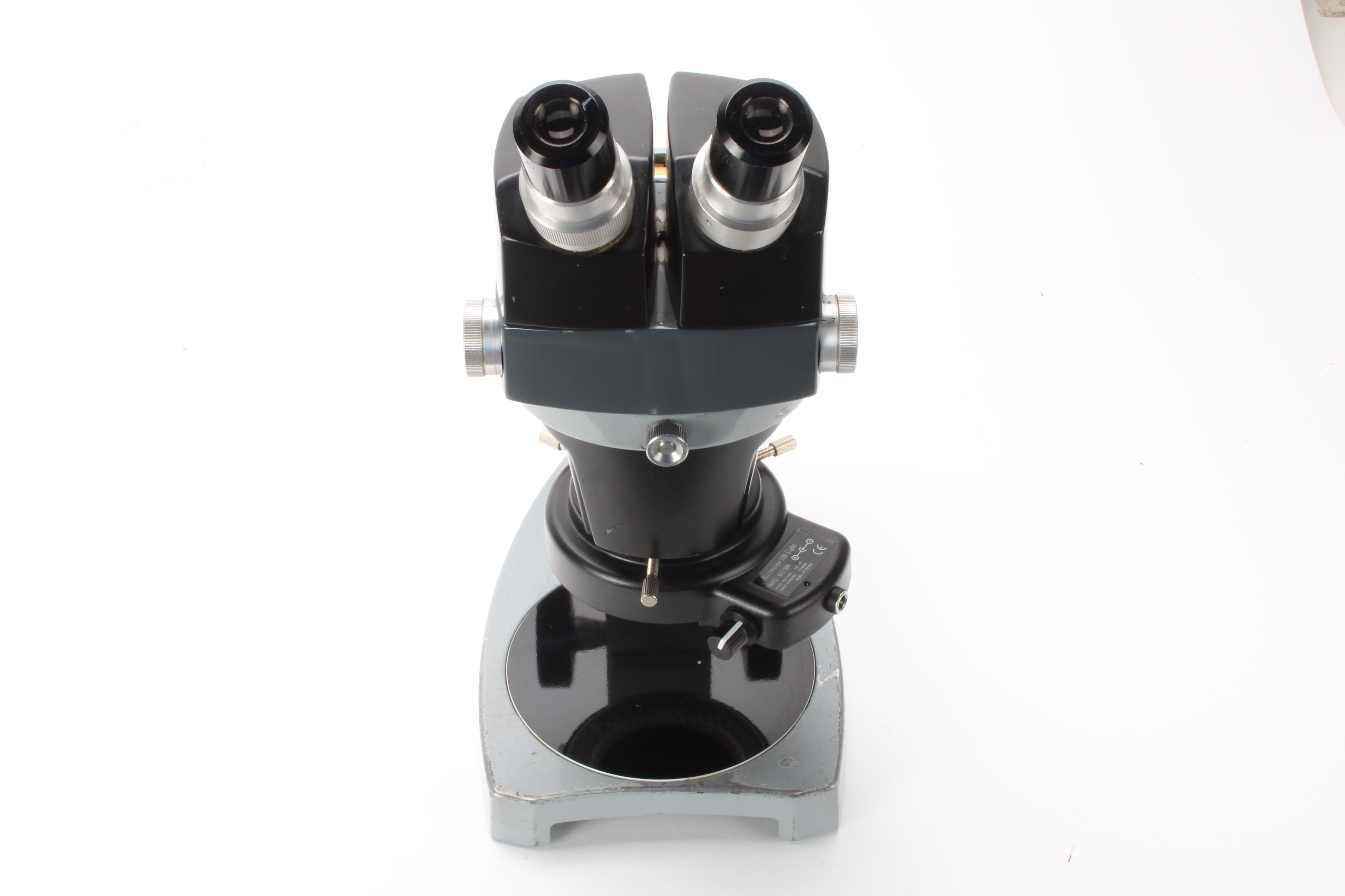 AO Scientific Stereo Star Zoom 0.7X to 4.2X AO 570 With 10x WF Eyepiec ...