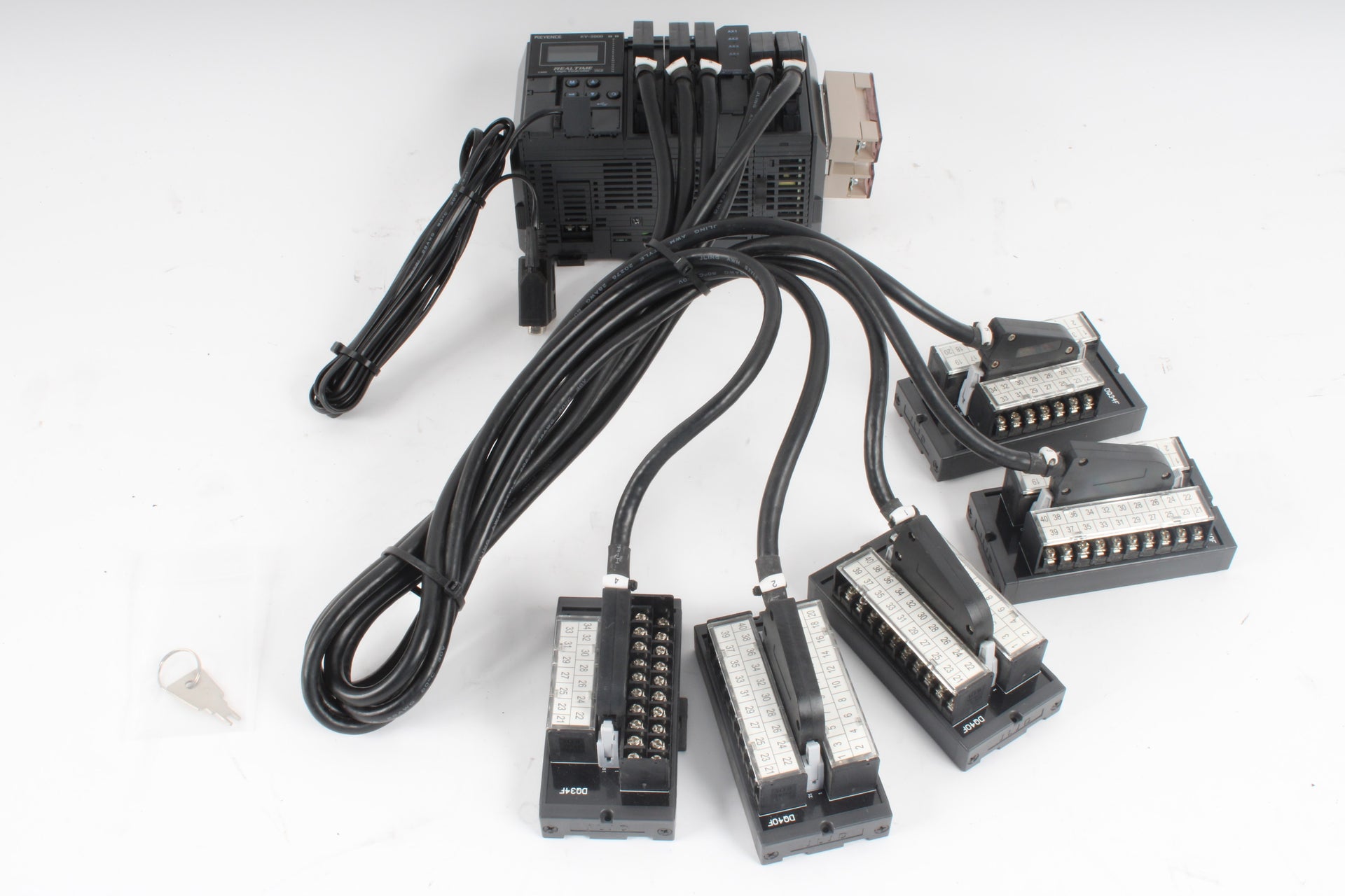 Keyence KV-3000 Realtime Logic Controller With KV-MC40V, KV-C32XTD 