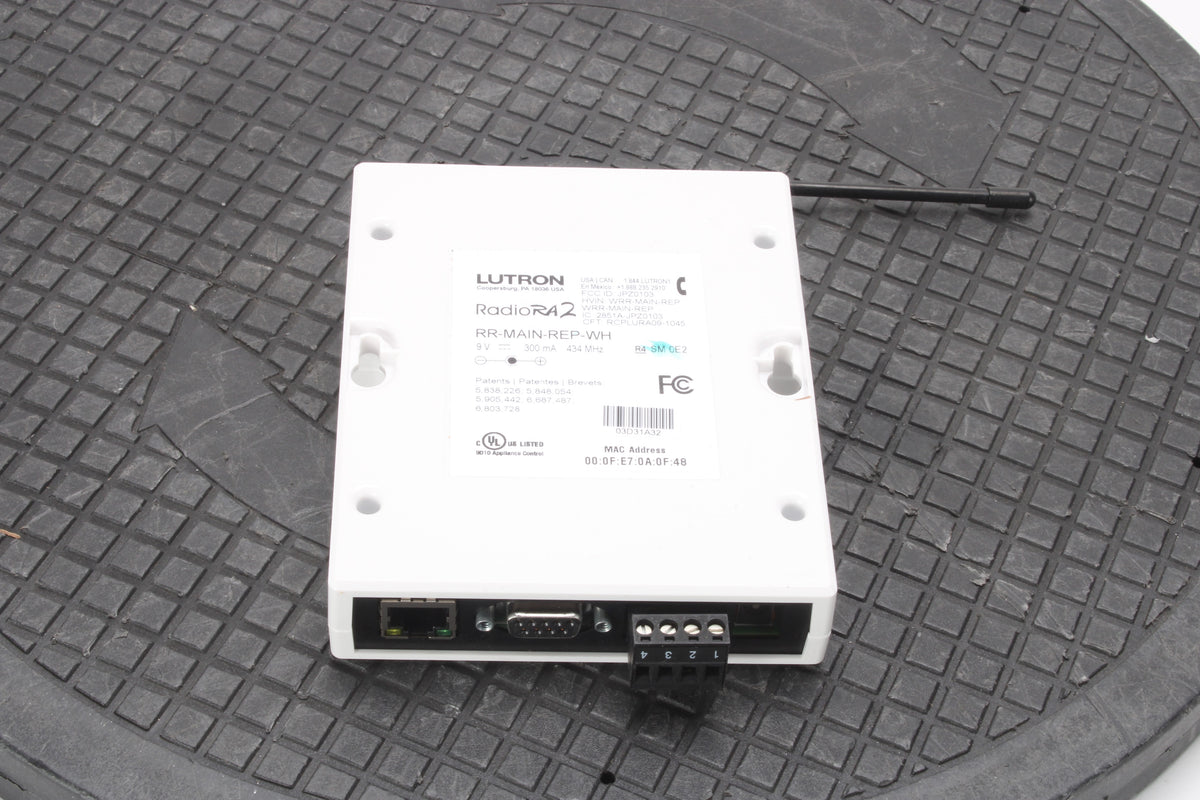Lutron RR-MAIN-REP-WH Main Repeater With Power Supply and Accessories ...