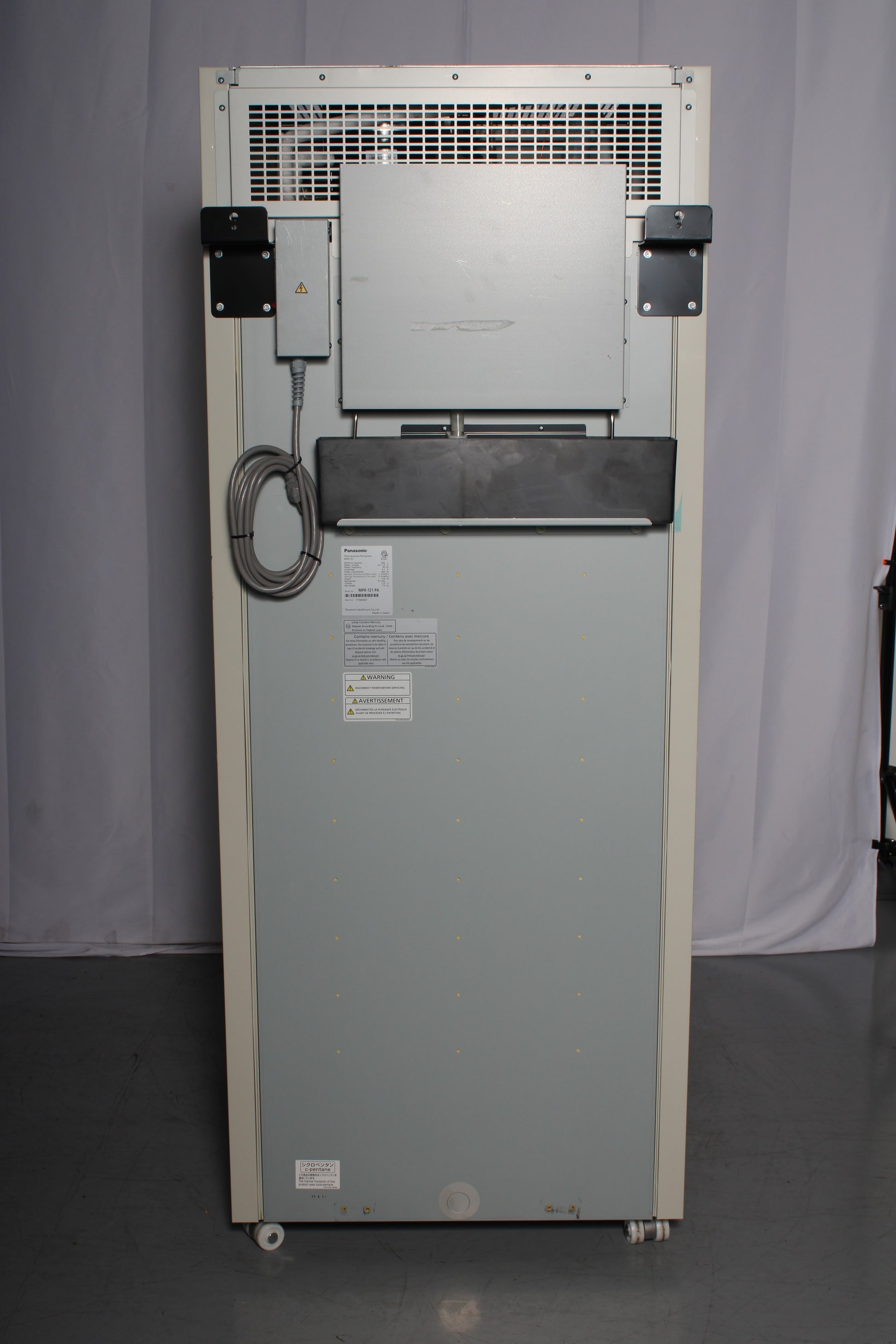 10-823500