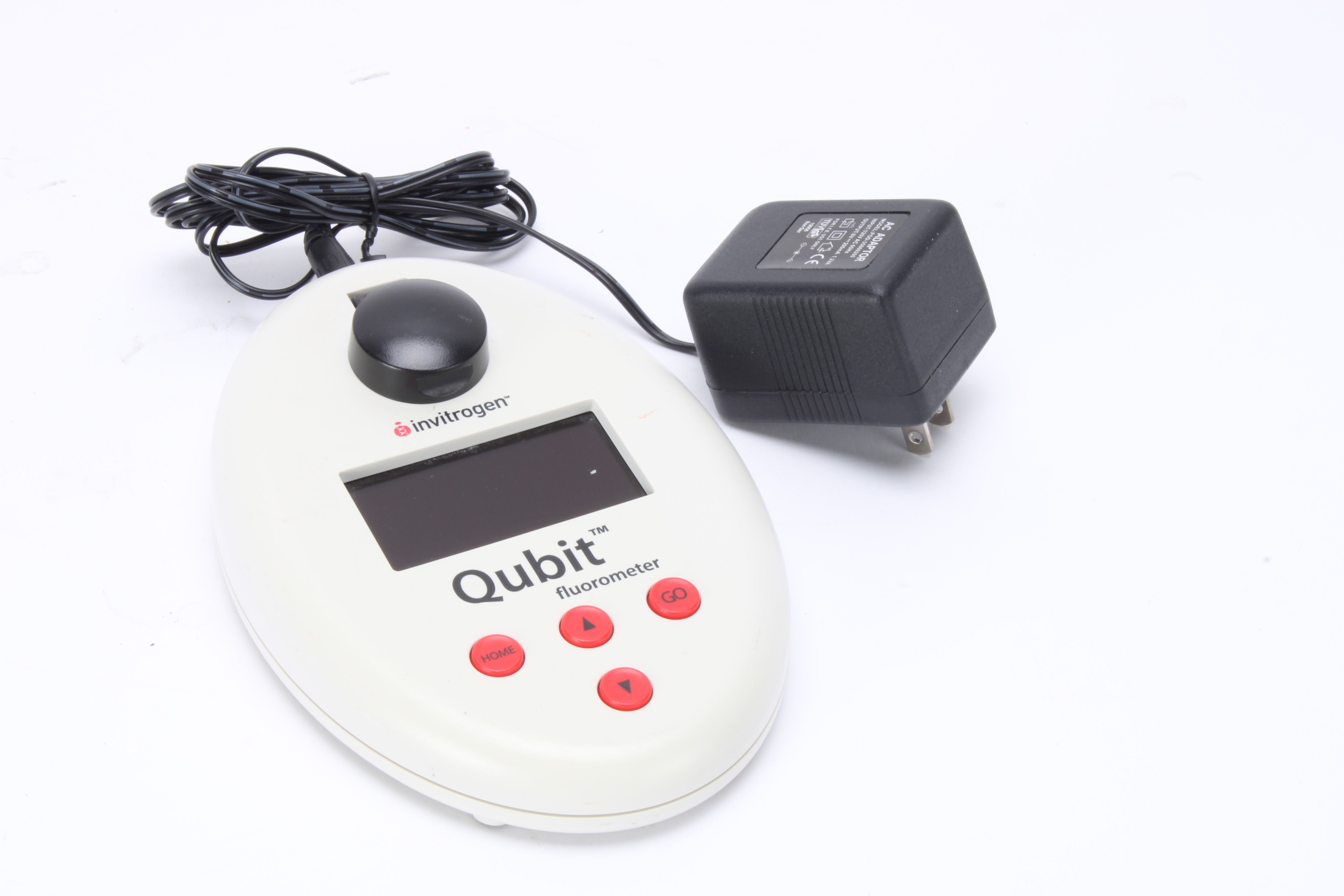 Qbit Instrument Invitrogen Qubit 2.0 Fluorometer Q32866 / Bench Top Lab Device With Po ...