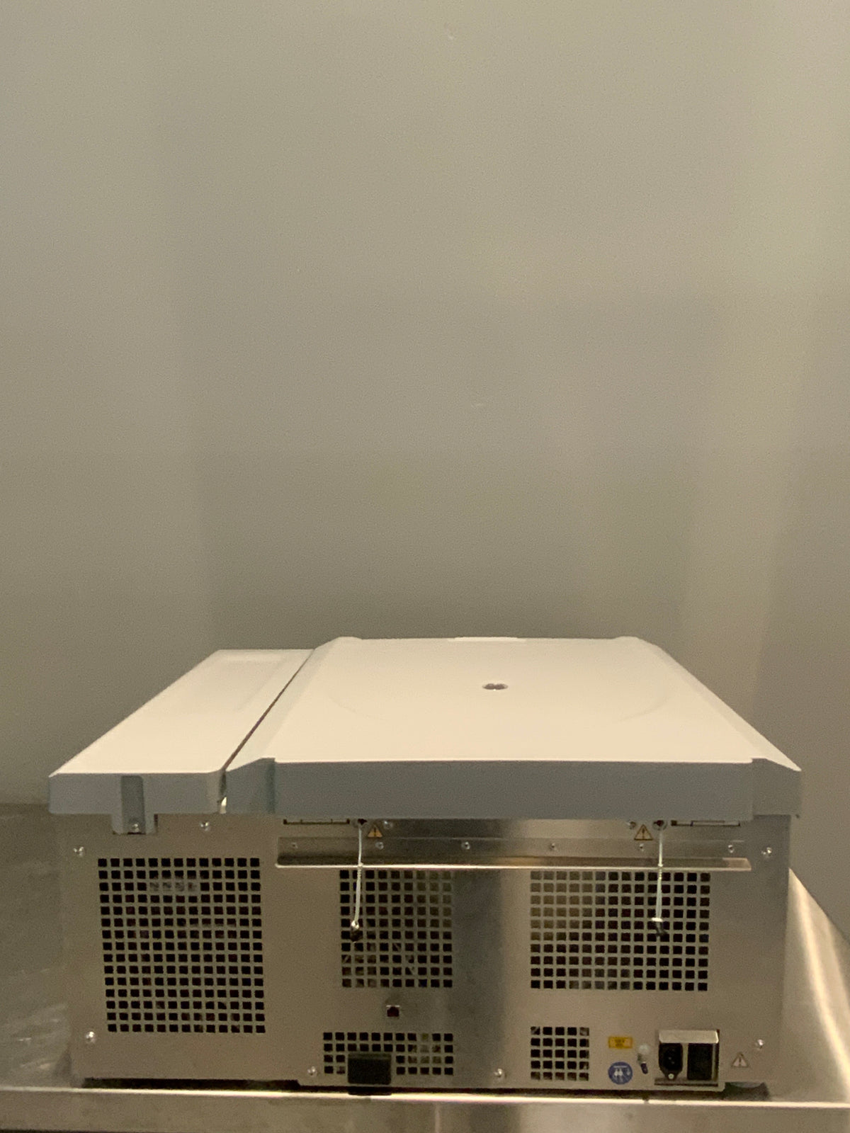 10-890246