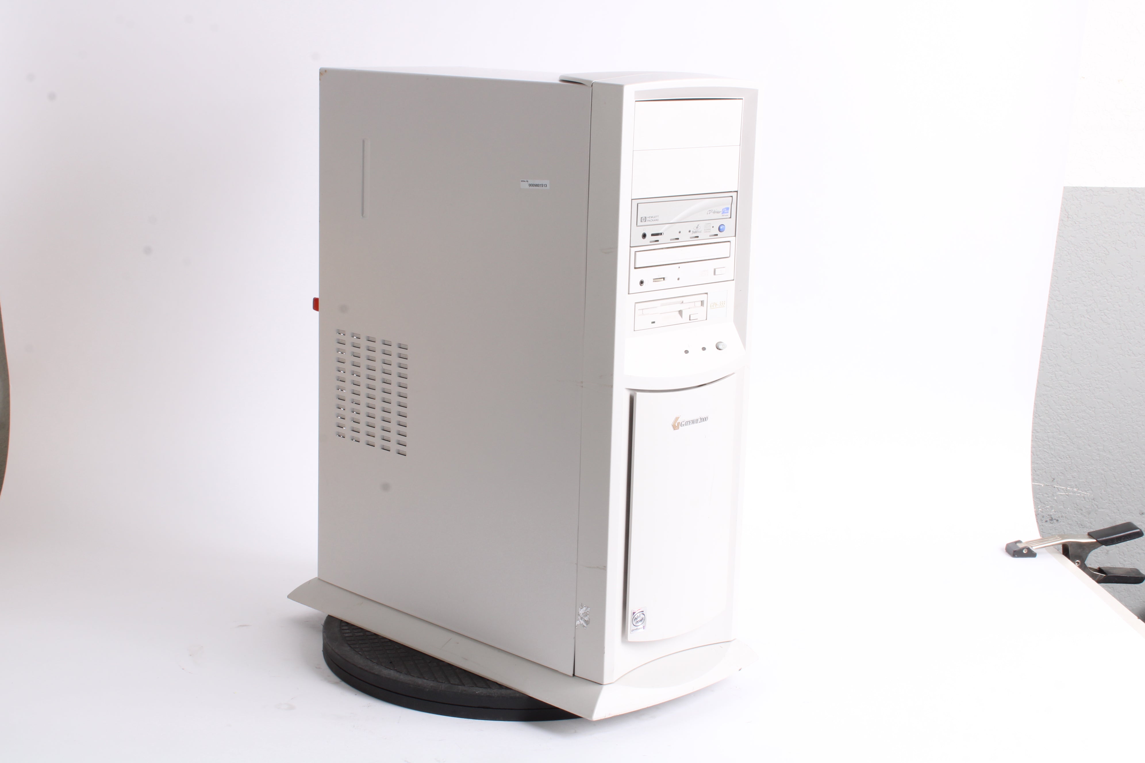 Gateway 2000 GP6-333 Computer w/ Intel Pentium II CPU @ 333 MHz