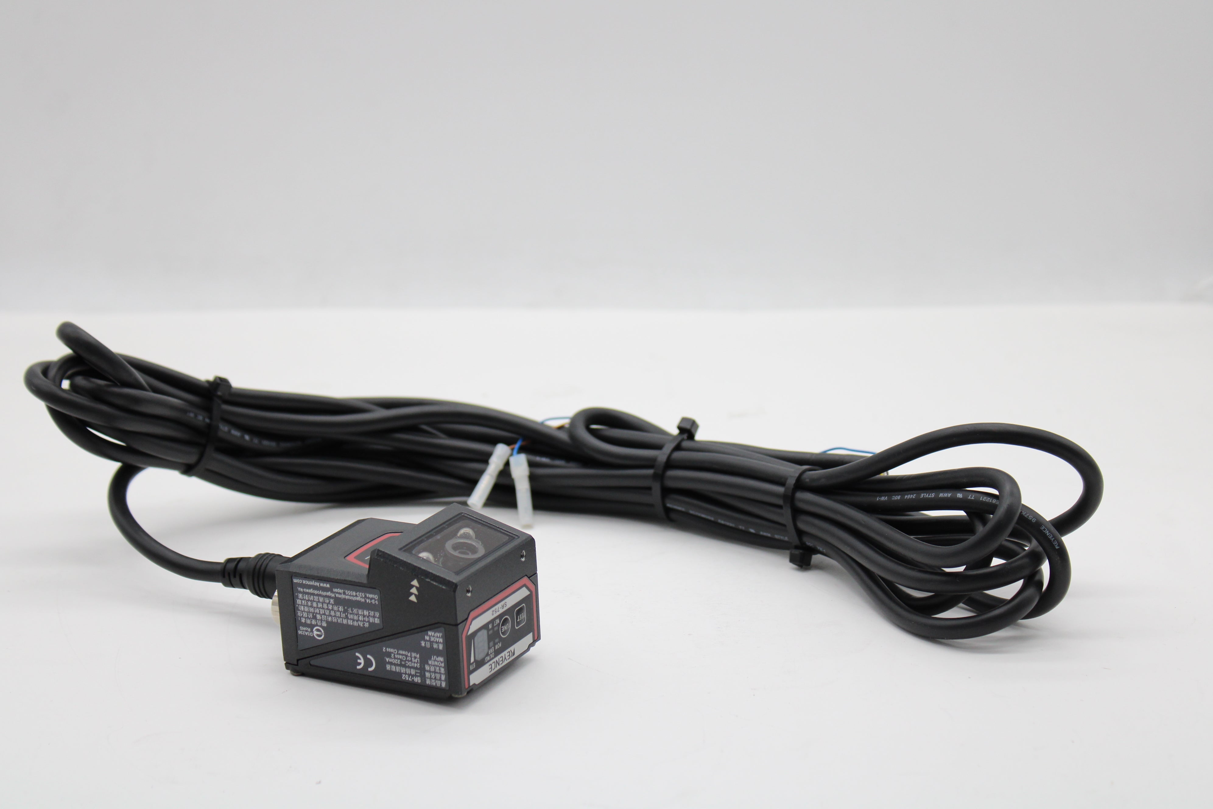 Keyence SR-752 Ethernet-Compatible 2D Code Reader, Long-Distance Type ...