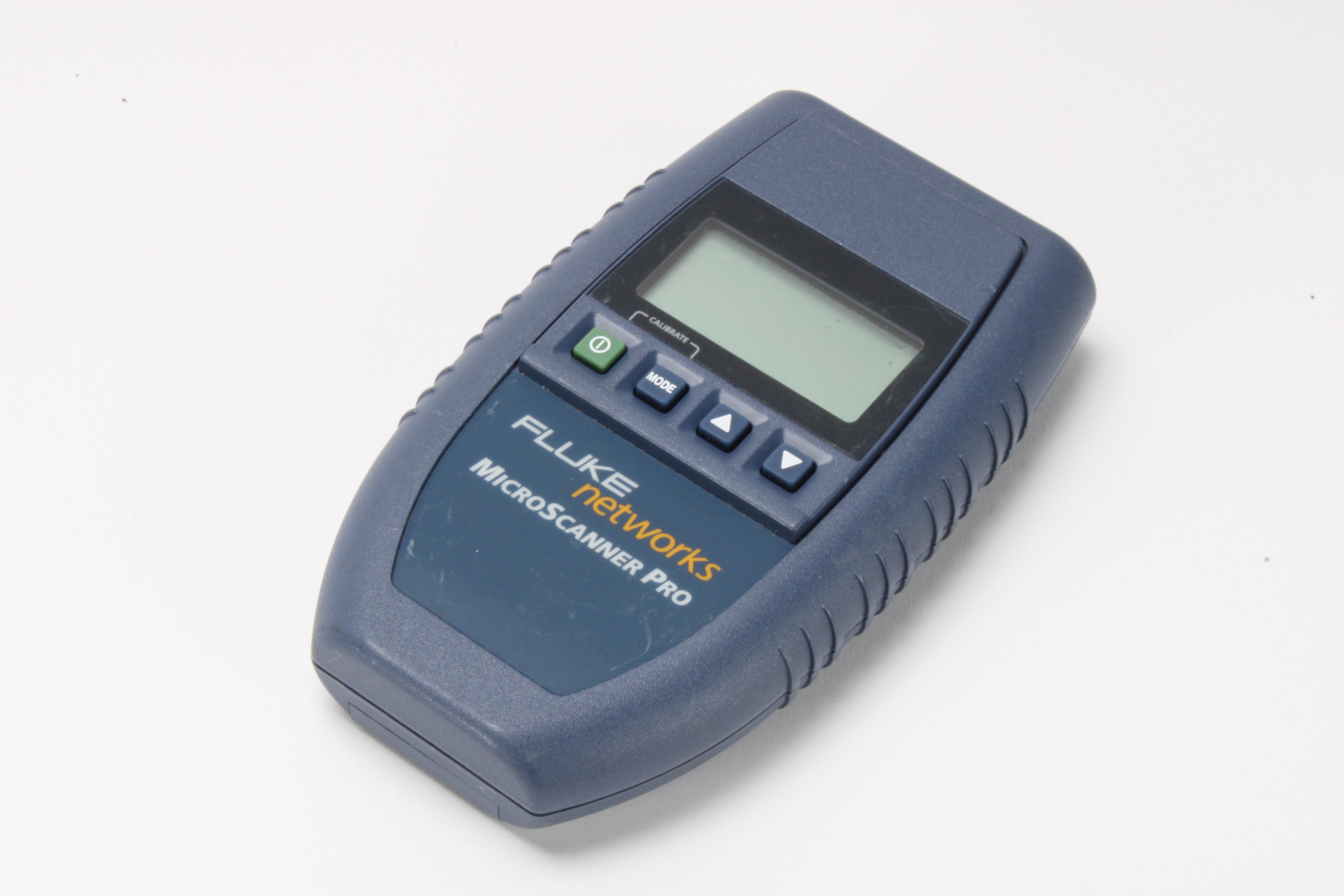 Fluke Networks 2465438 MicroScanner Pro Cable Tester - Fair Condition ...