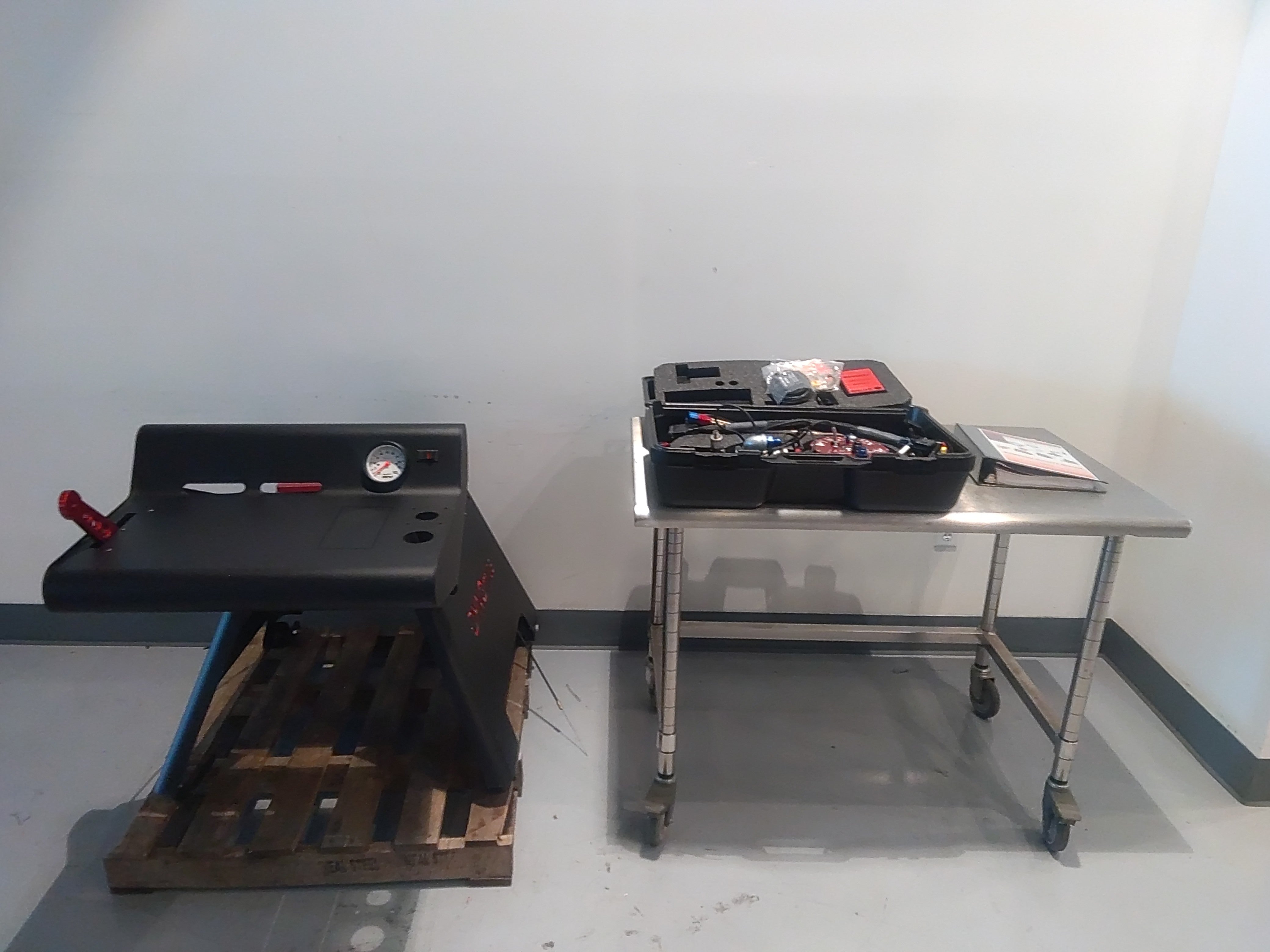 Subsurface Dynamometer Card Land and Sea DYNOmite Dynamometer With Stand and Accessories – NTC Tech