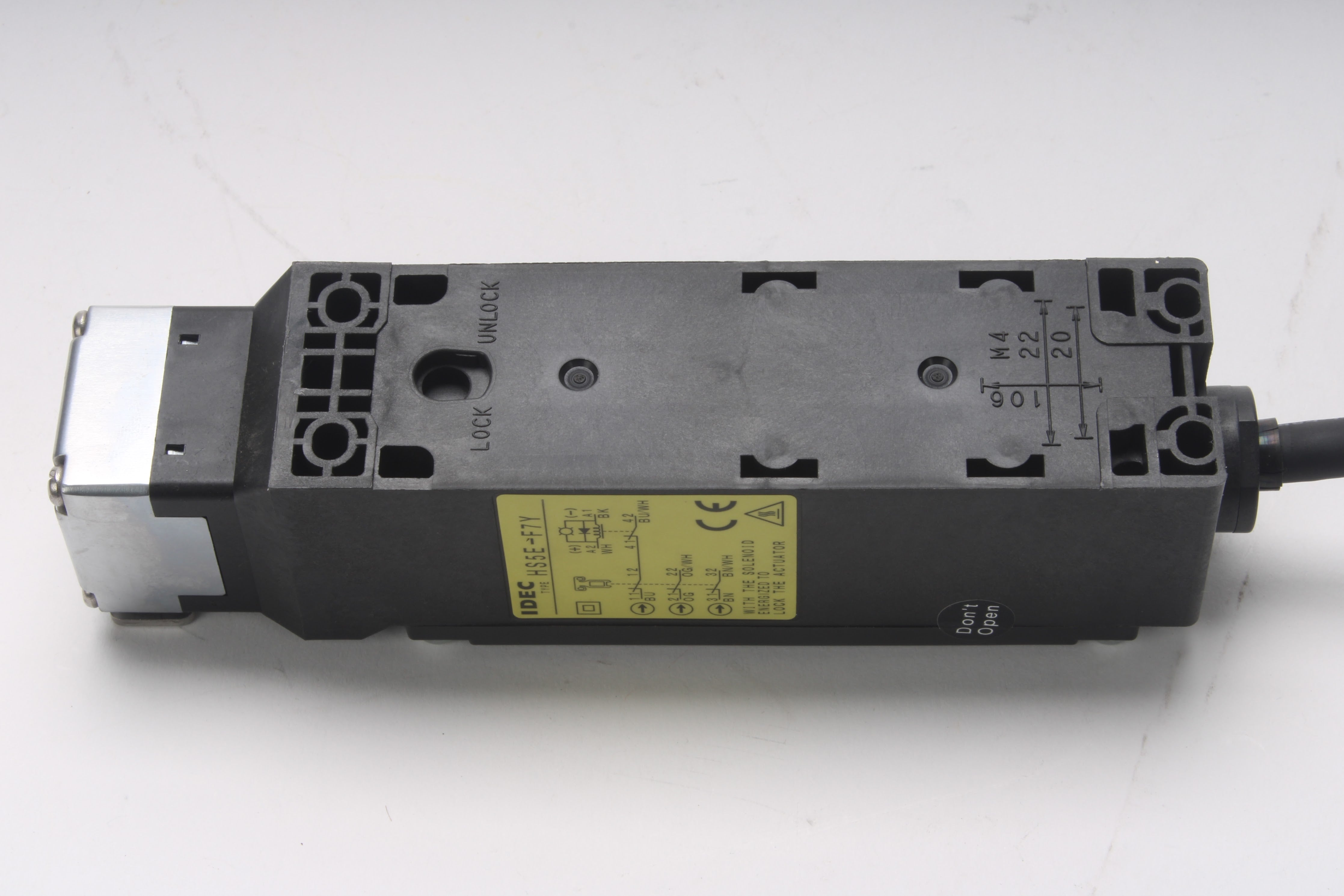 IDEC HS5E-F7Y Solenoid Safety Door Lock Switch – NTC Tech