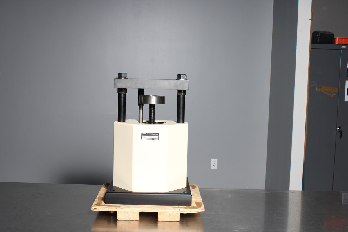 Chemplex Chemplex SpectroPress 12 Ton Manual XRF Briquetting Press 4312 – NTC Tech