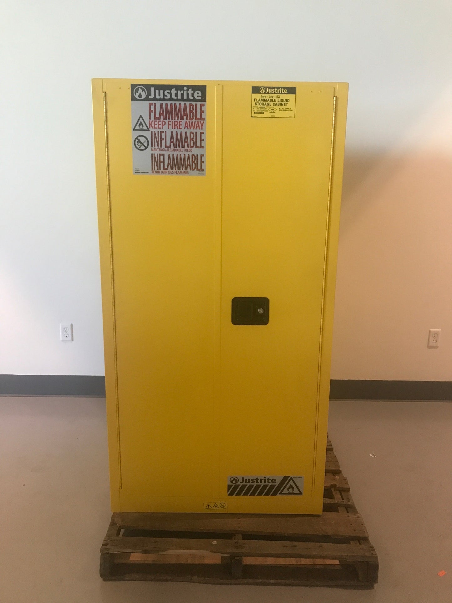 10-681027