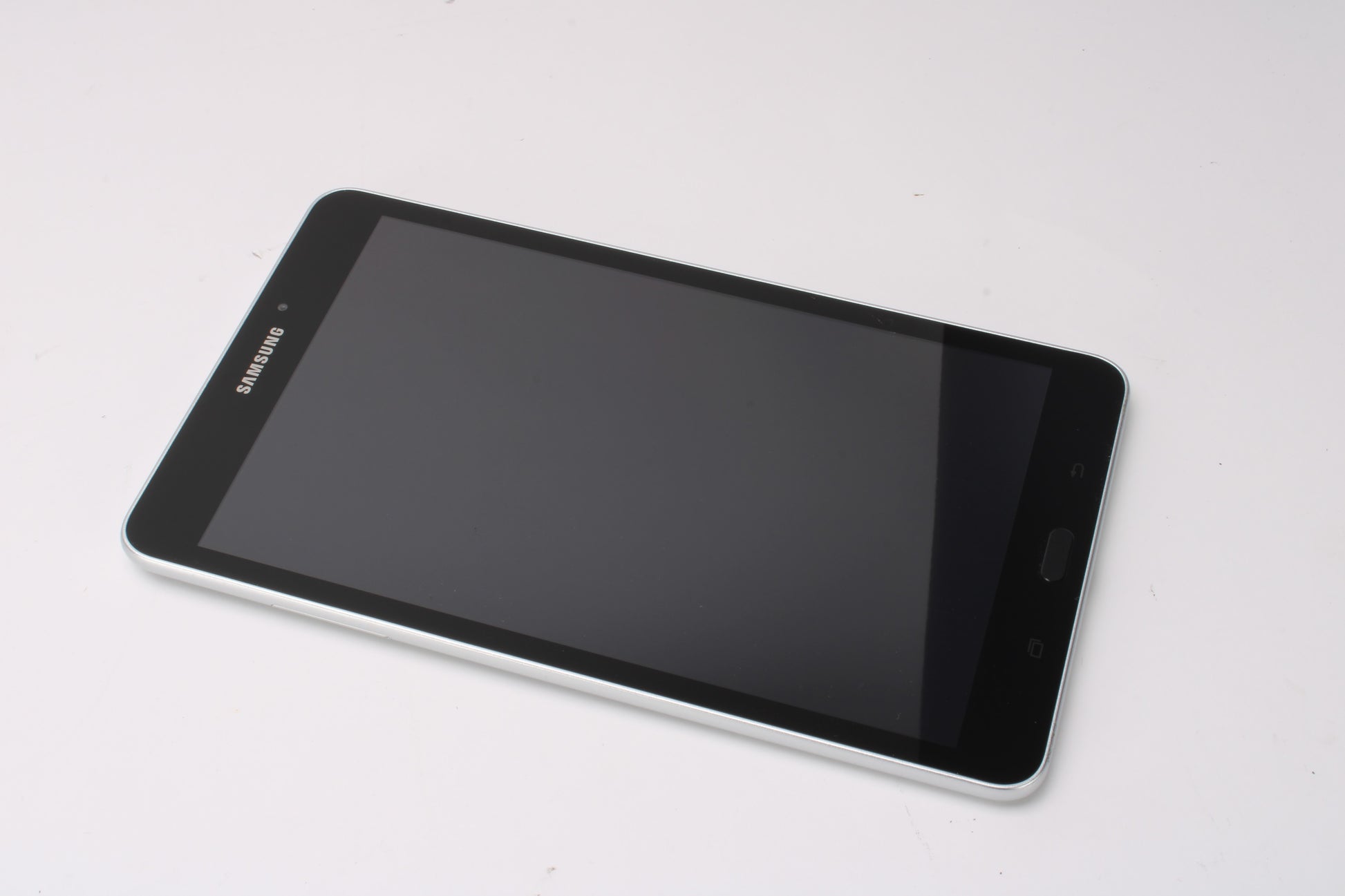 10-704774