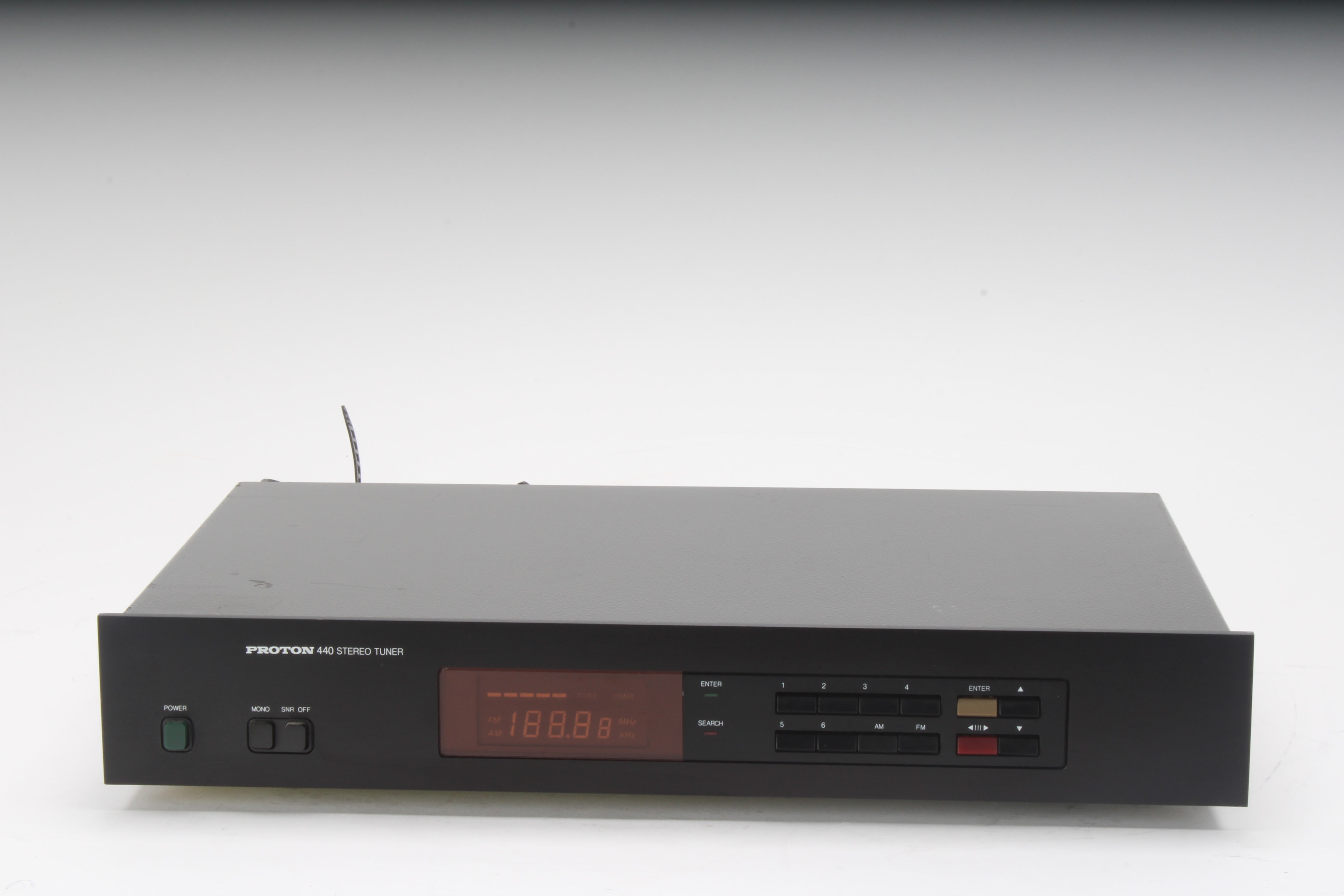 Proton 440 AM/FM Stereo Tuner With Antenna – NTC Tech