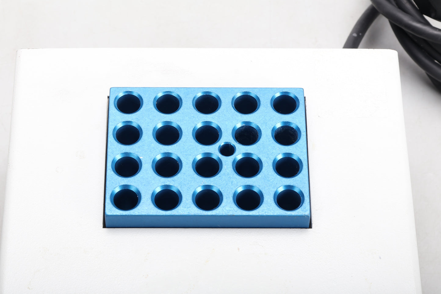 10-843428
