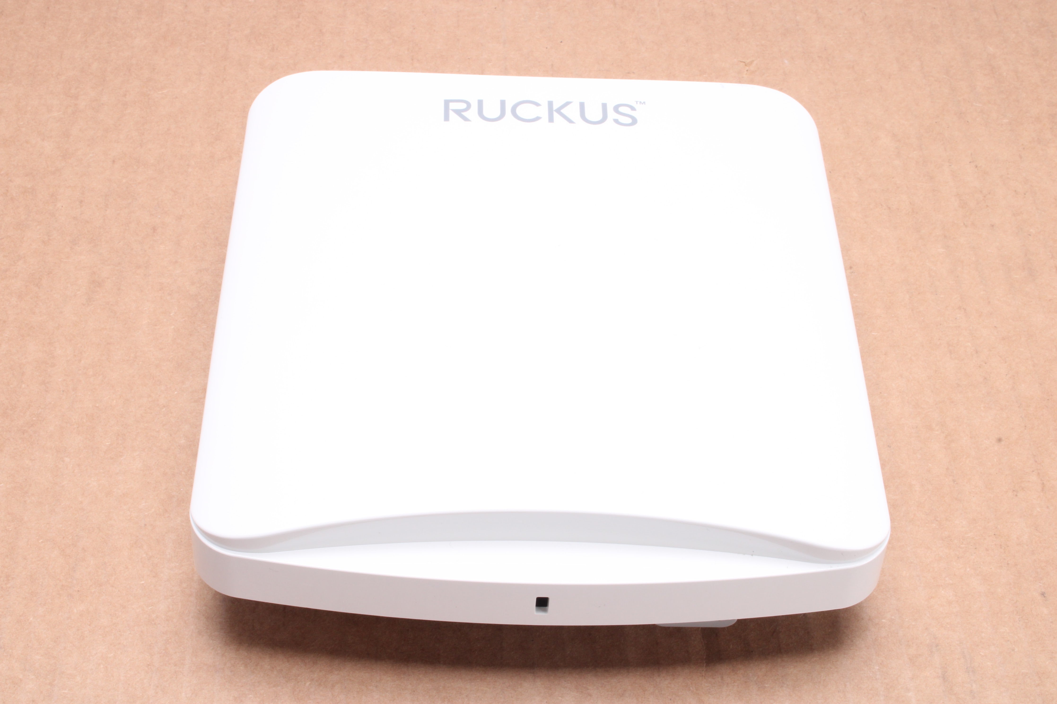Ruckus R450 Ruckus R550 Indoor Wi-Fi 6 (802.11ax) Dual-Band Access Point – NTC Tech