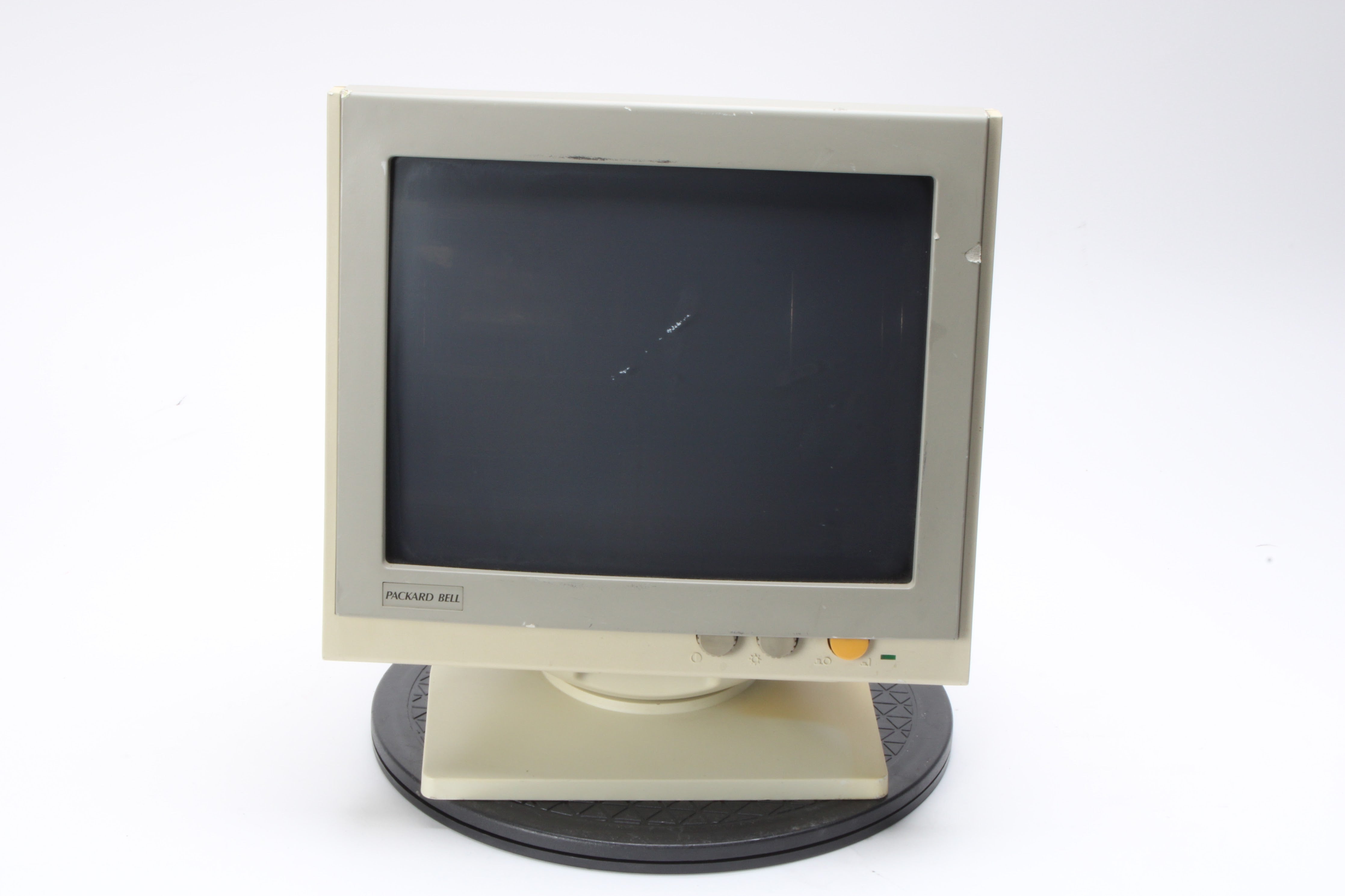 Packard Bell PB1418F 14