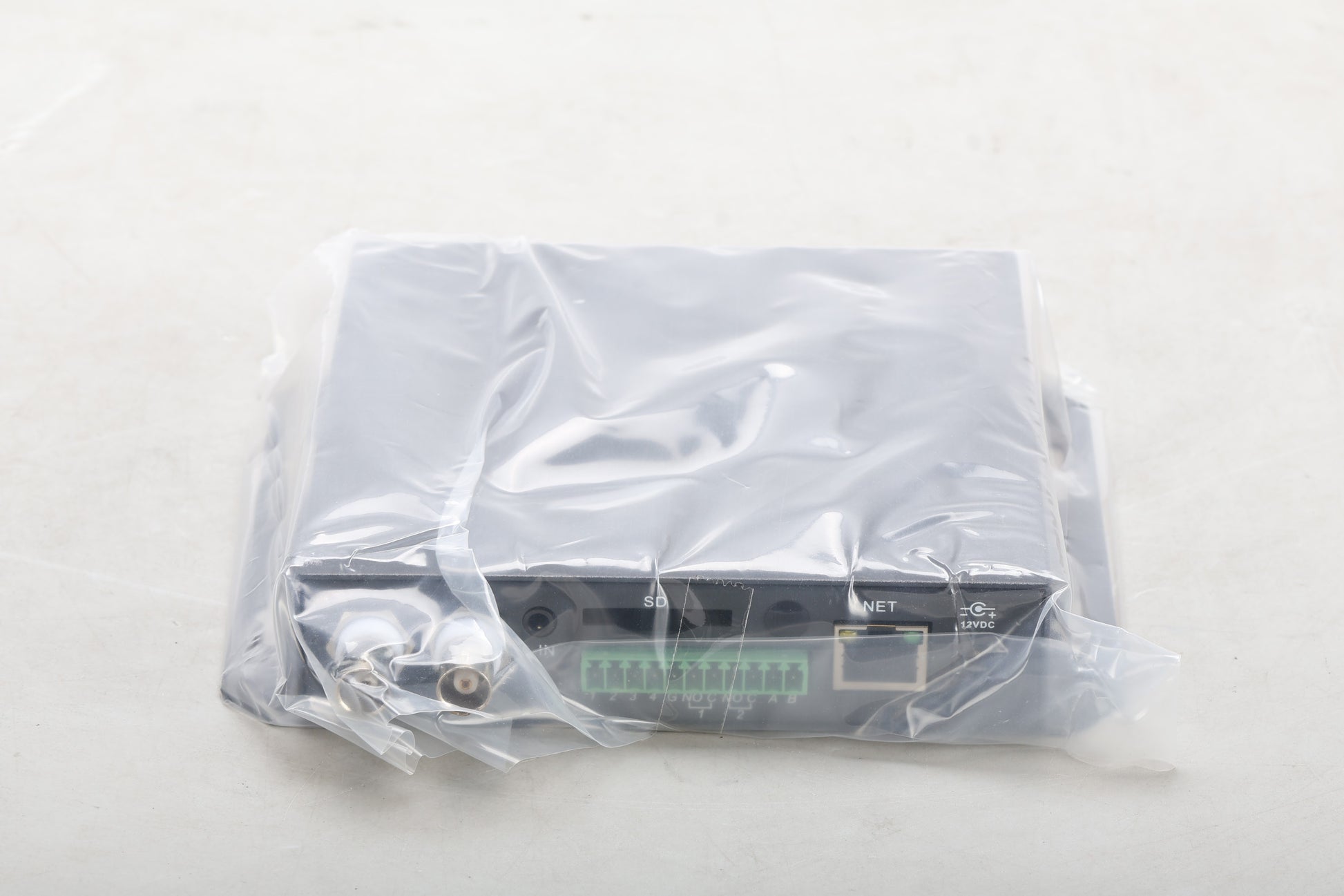 10-835775