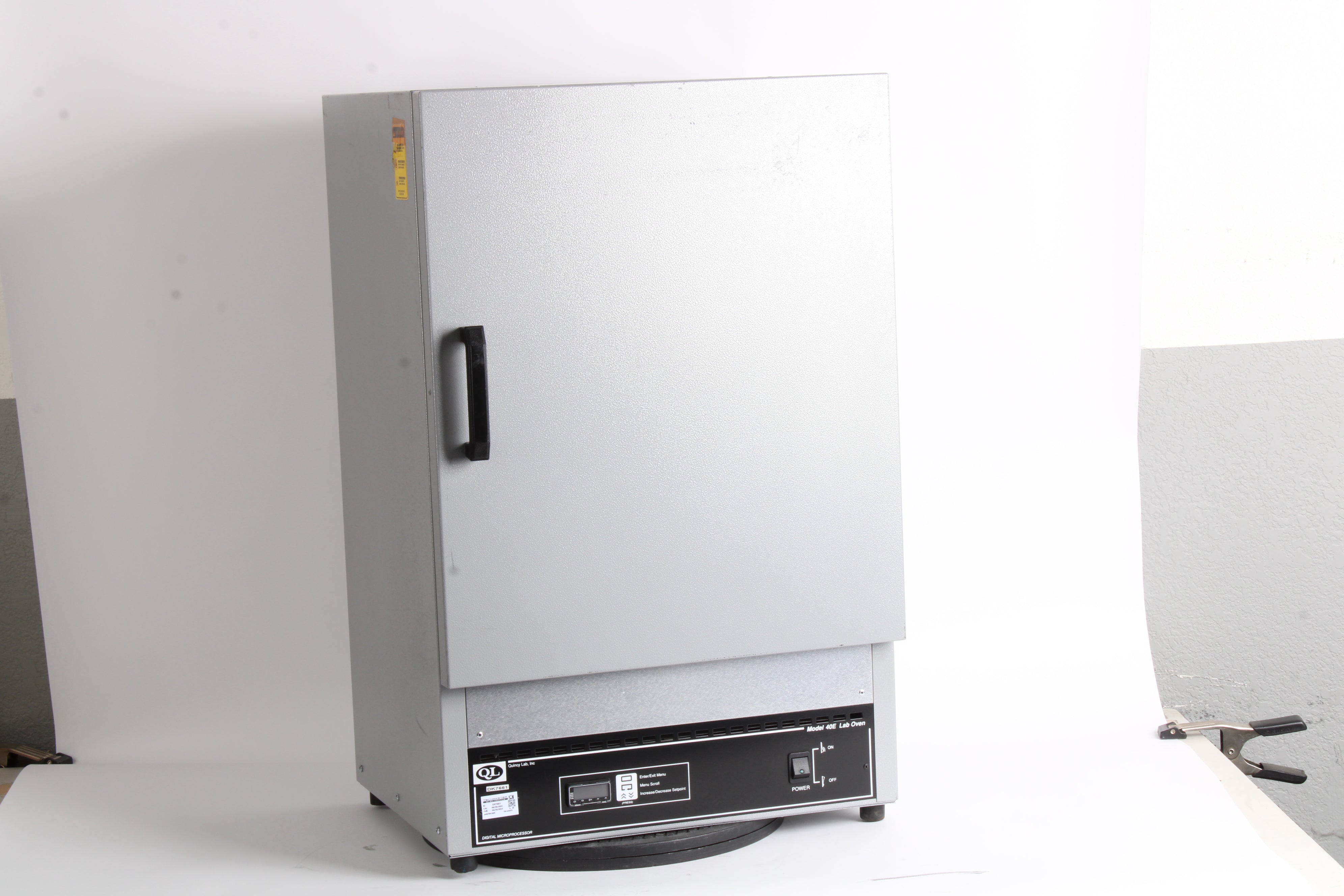 Quincy Lab 40GCE Gravity Convection Oven 1500 Watts, 12.5 Amps – NTC Tech