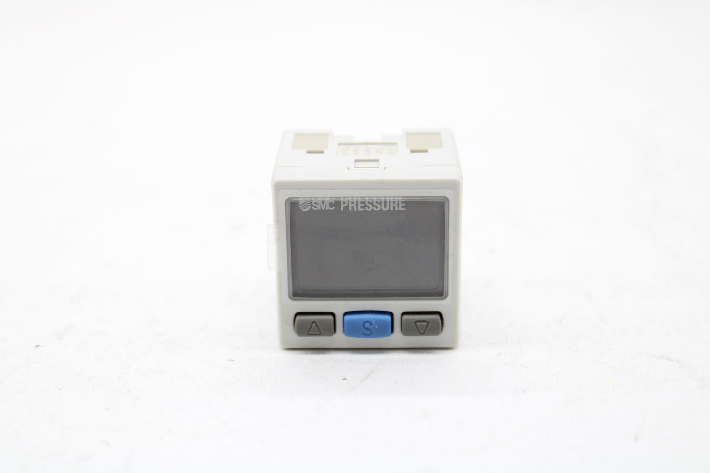 10-669902