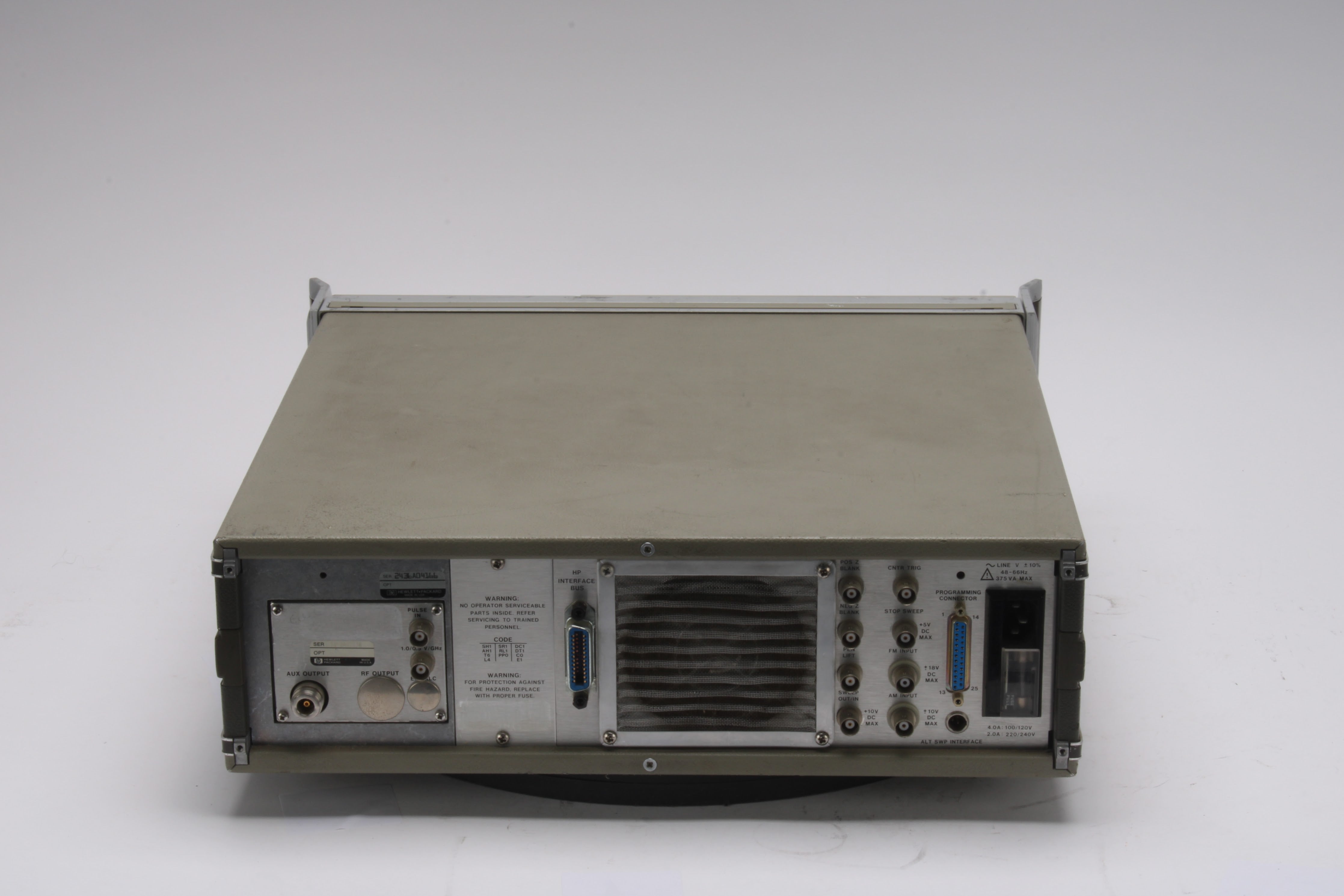 Hewlett Packard HP 8350B Sweep Oscillator W/ 83592B 10 MHz-20 GHz