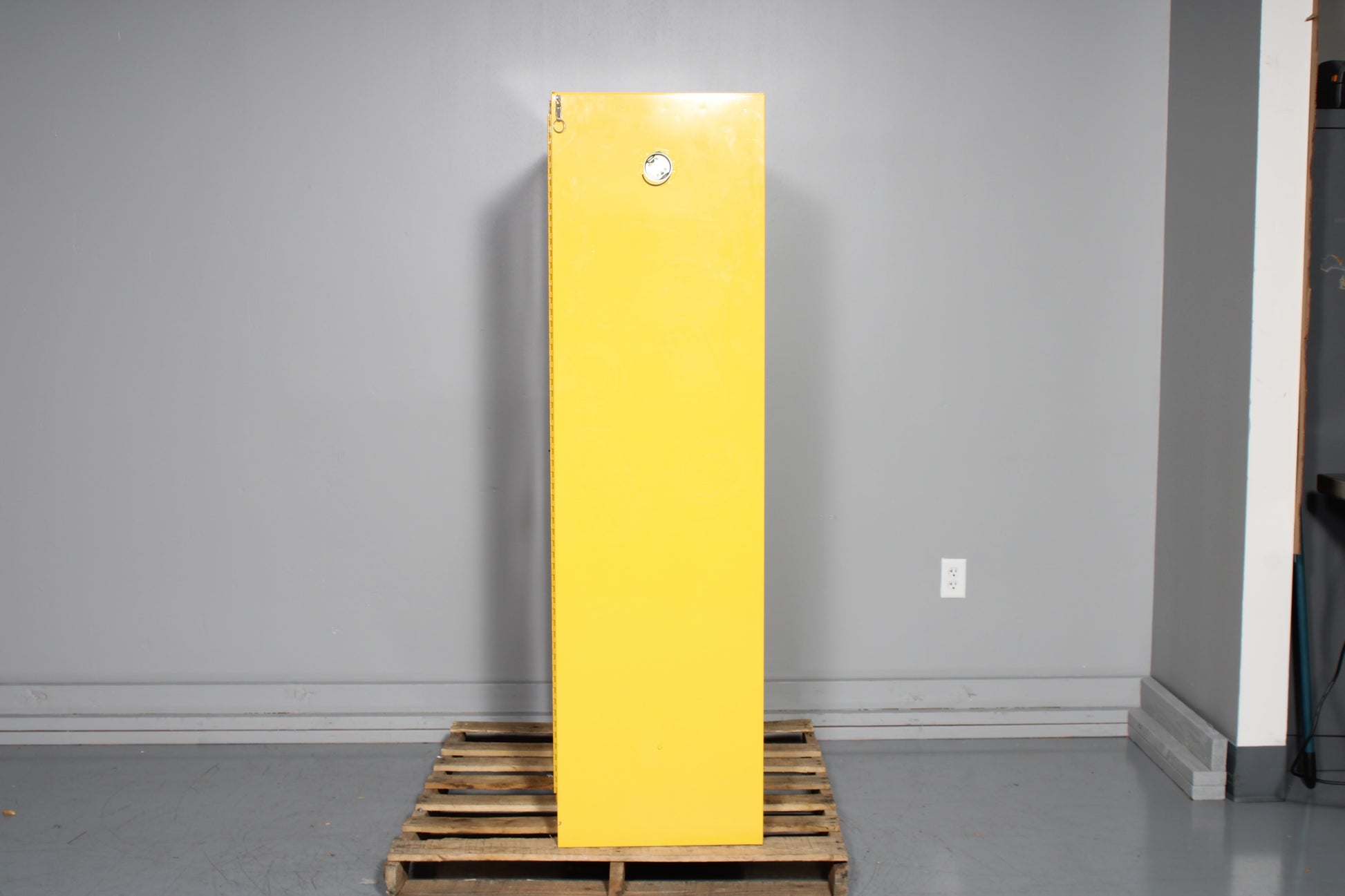 10-843506