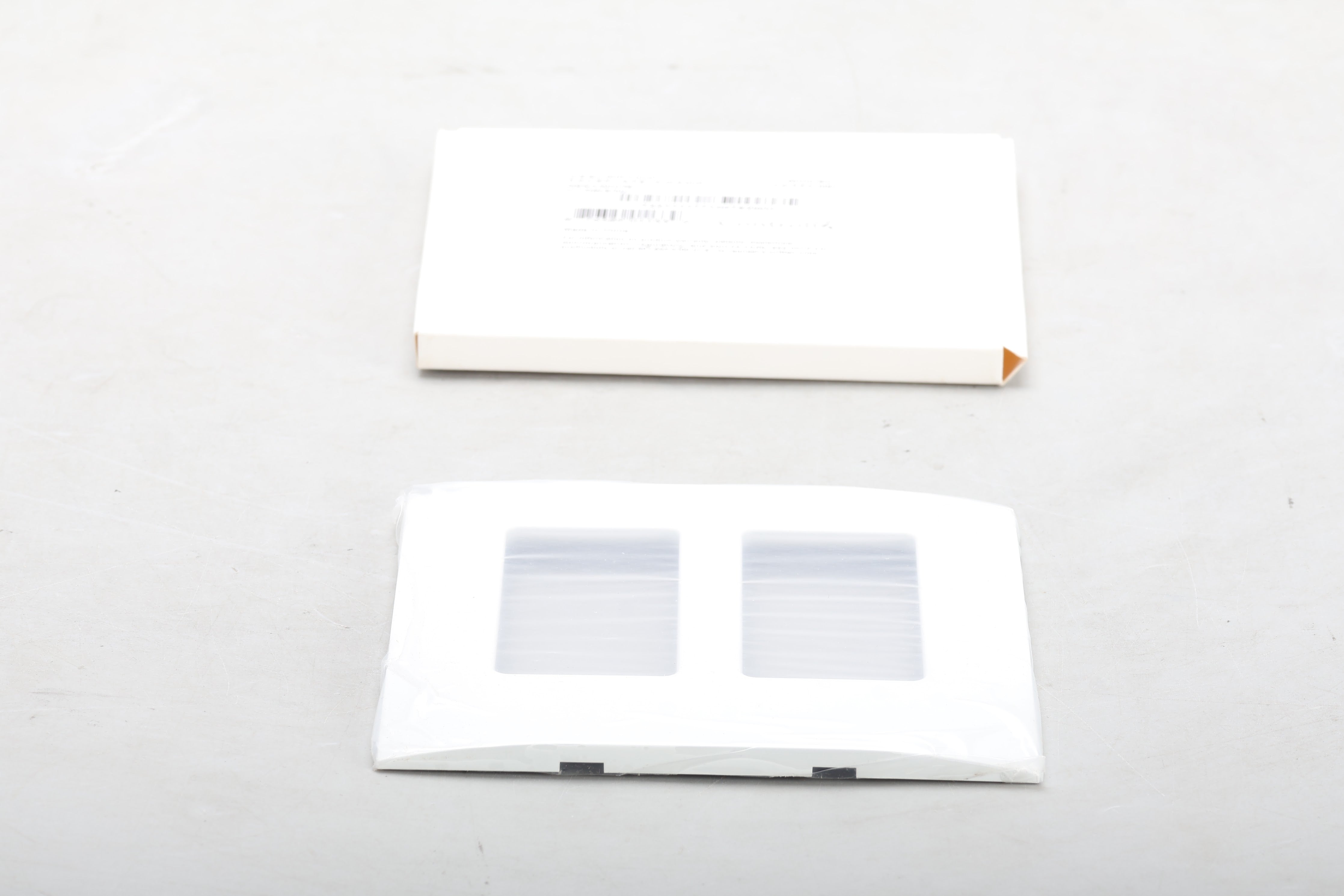 Control4 C4-FP2-WH Faceplate 876389011339 - New Open Box – NTC Tech