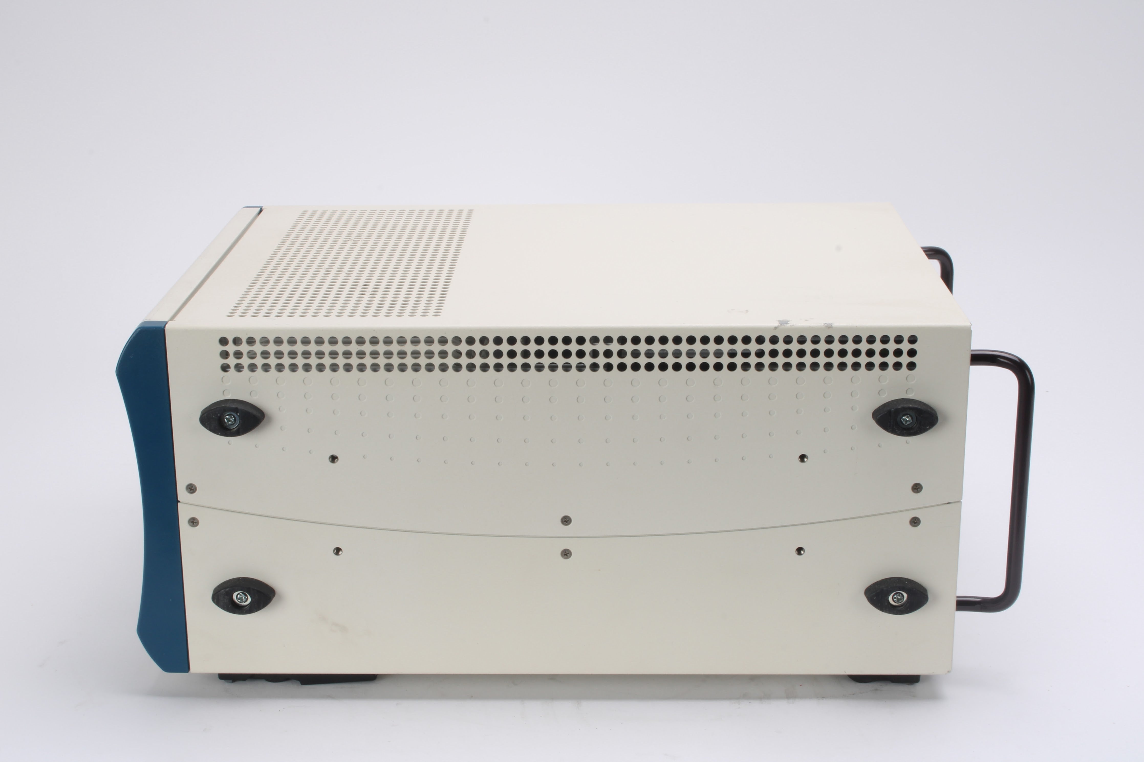 National Instruments NI PXI-1042 8-Slot Universal AC PXI Chassis