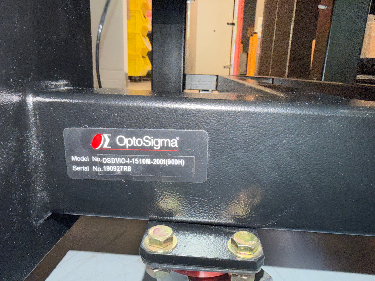 10-879868