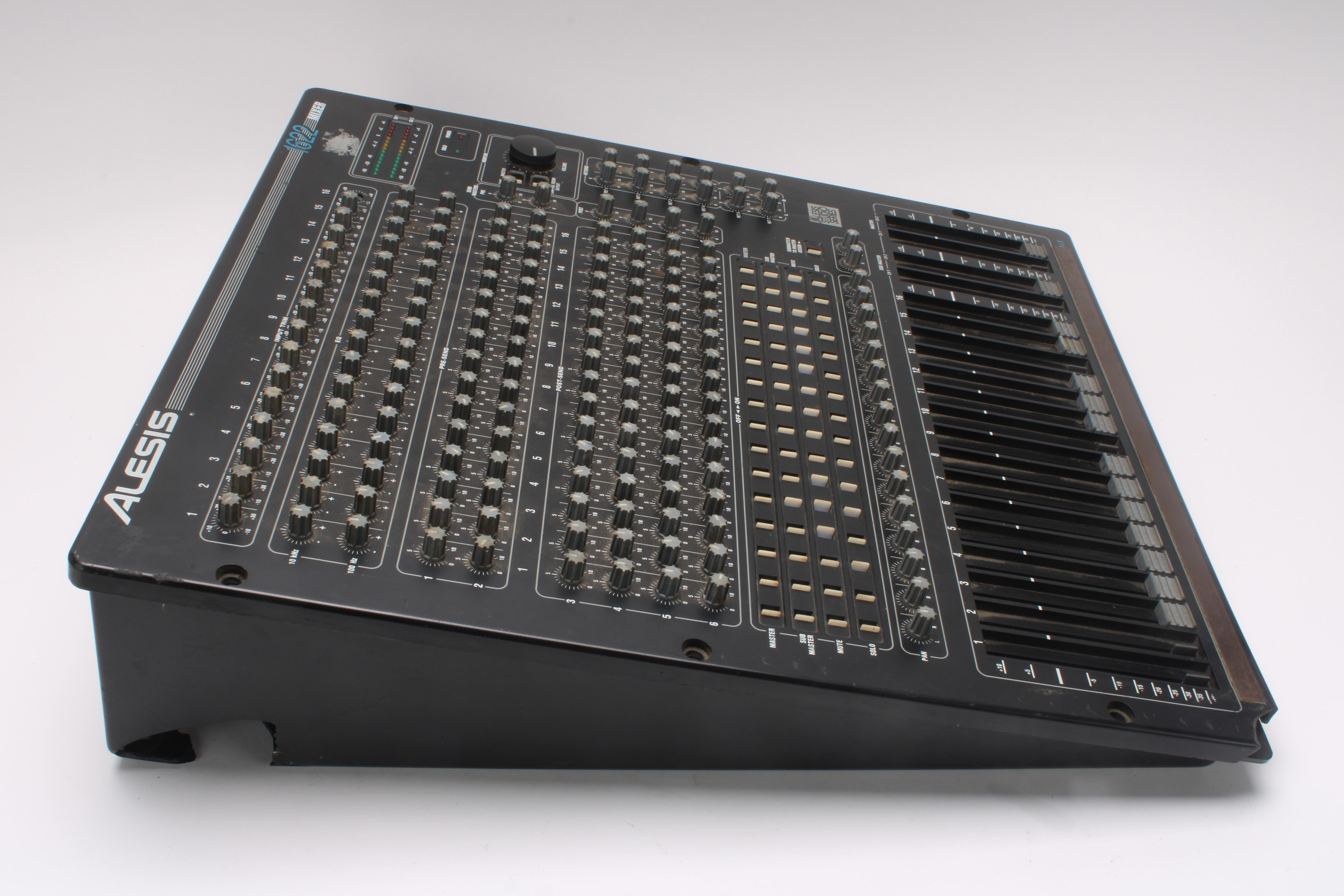 Alesis 1622 16-Channel Mixer - Fair Condition – NTC Tech