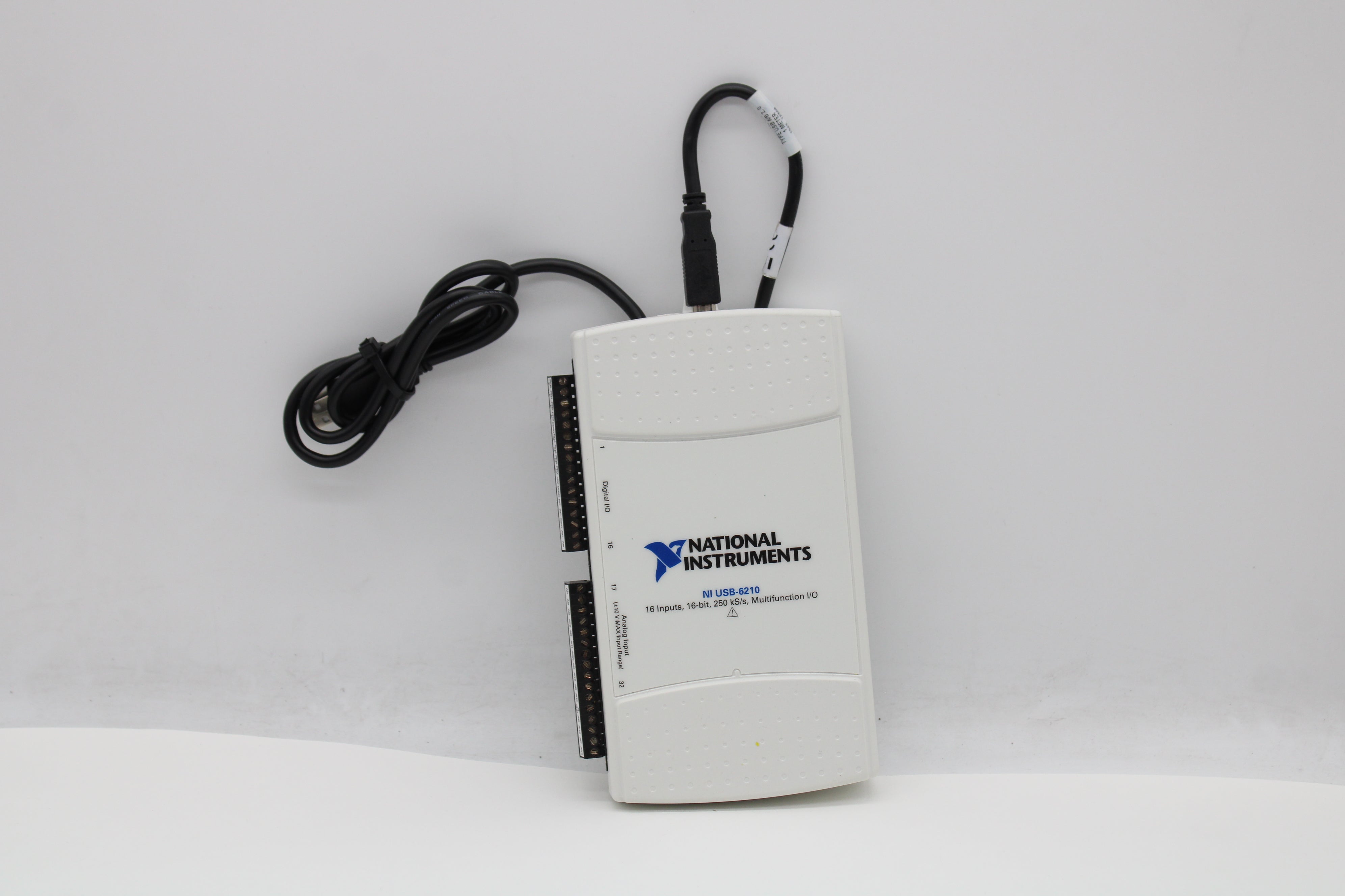 National Instruments NI USB-6210 16 Input Multifunction I/O Data Acqui ...