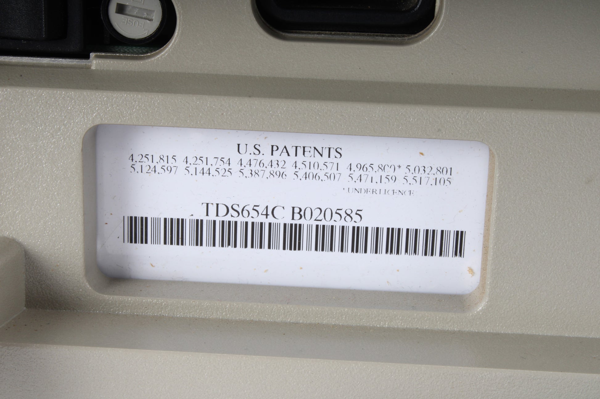 10-748400