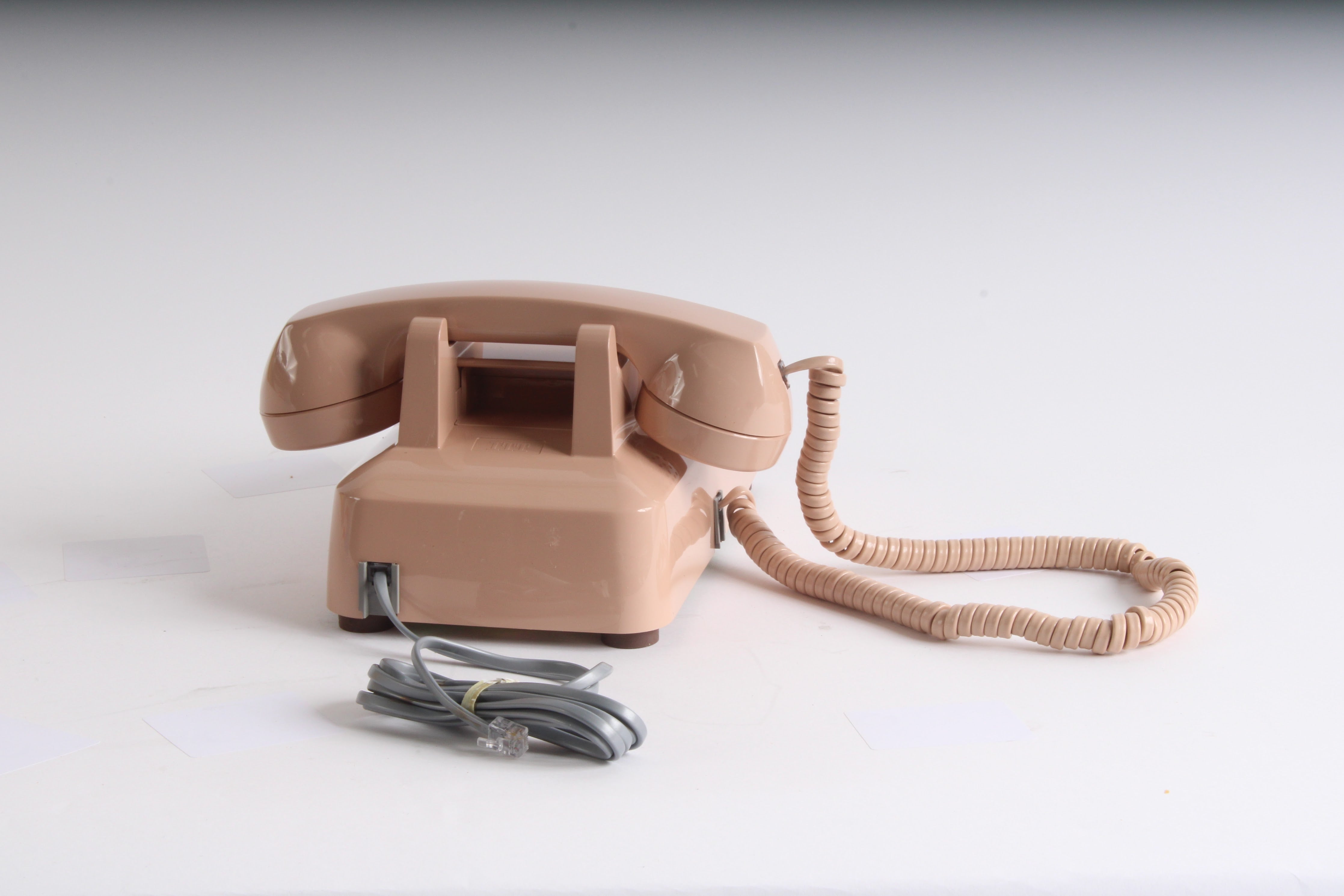 Mba Phone ITT 250013-MBA-44M Push Button Desk Phone Telephone Set - New Open Box ...