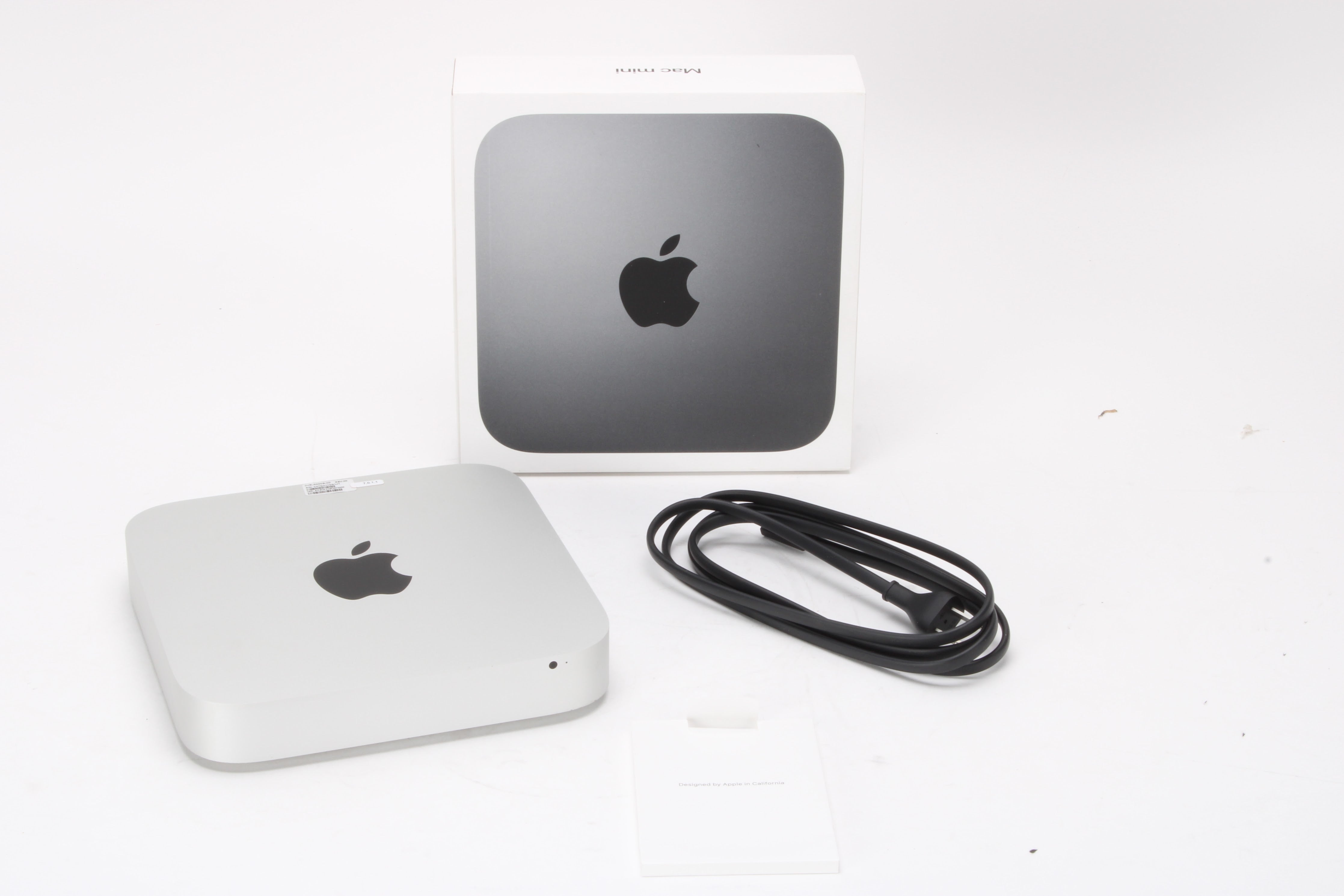 Apple Mac Mini A1993 (2018) With Intel Iris Core i5 2.6GHz / 8GB