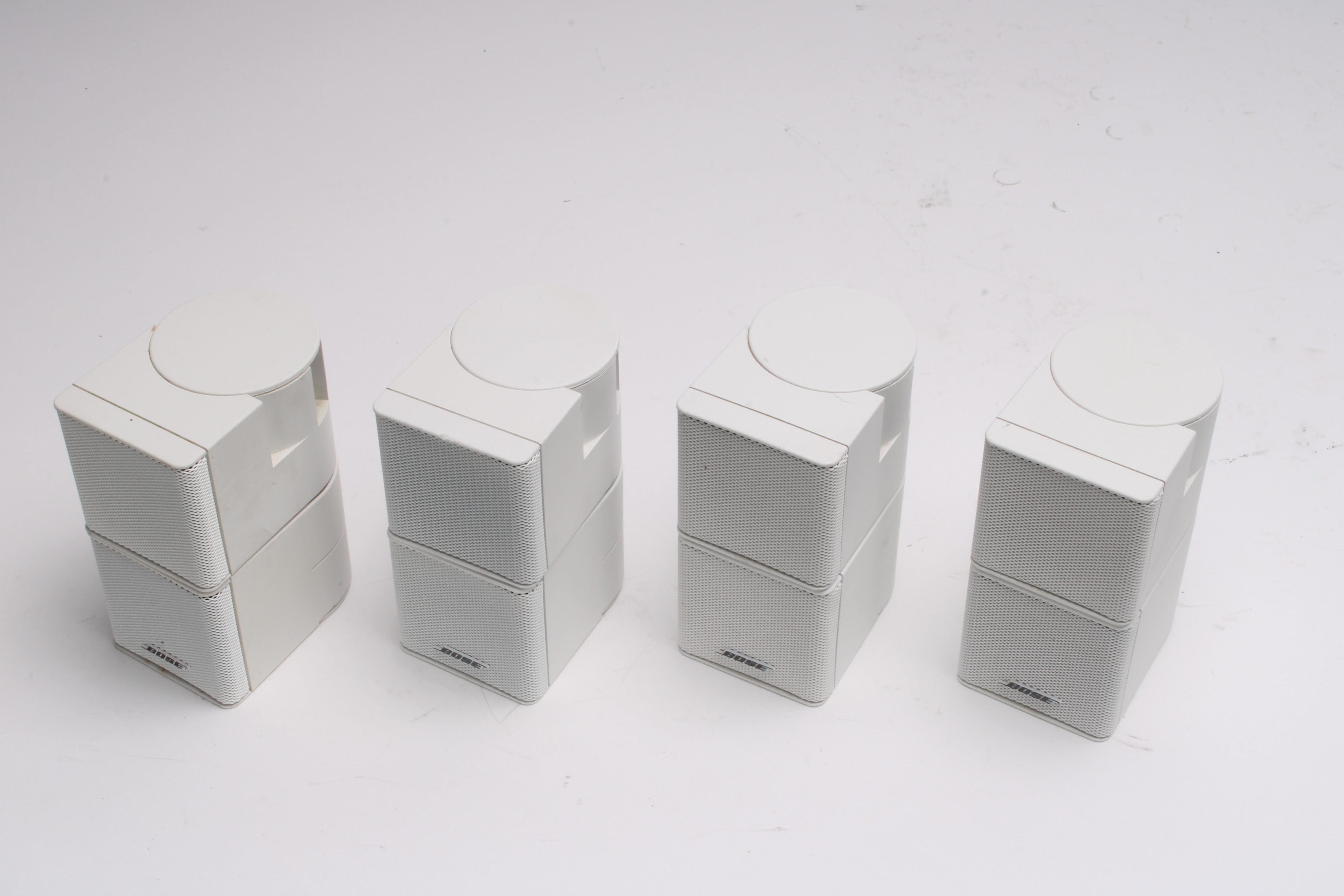 Bose Jewel Cube Center Channel Speaker Lot of 4 - White - Fair