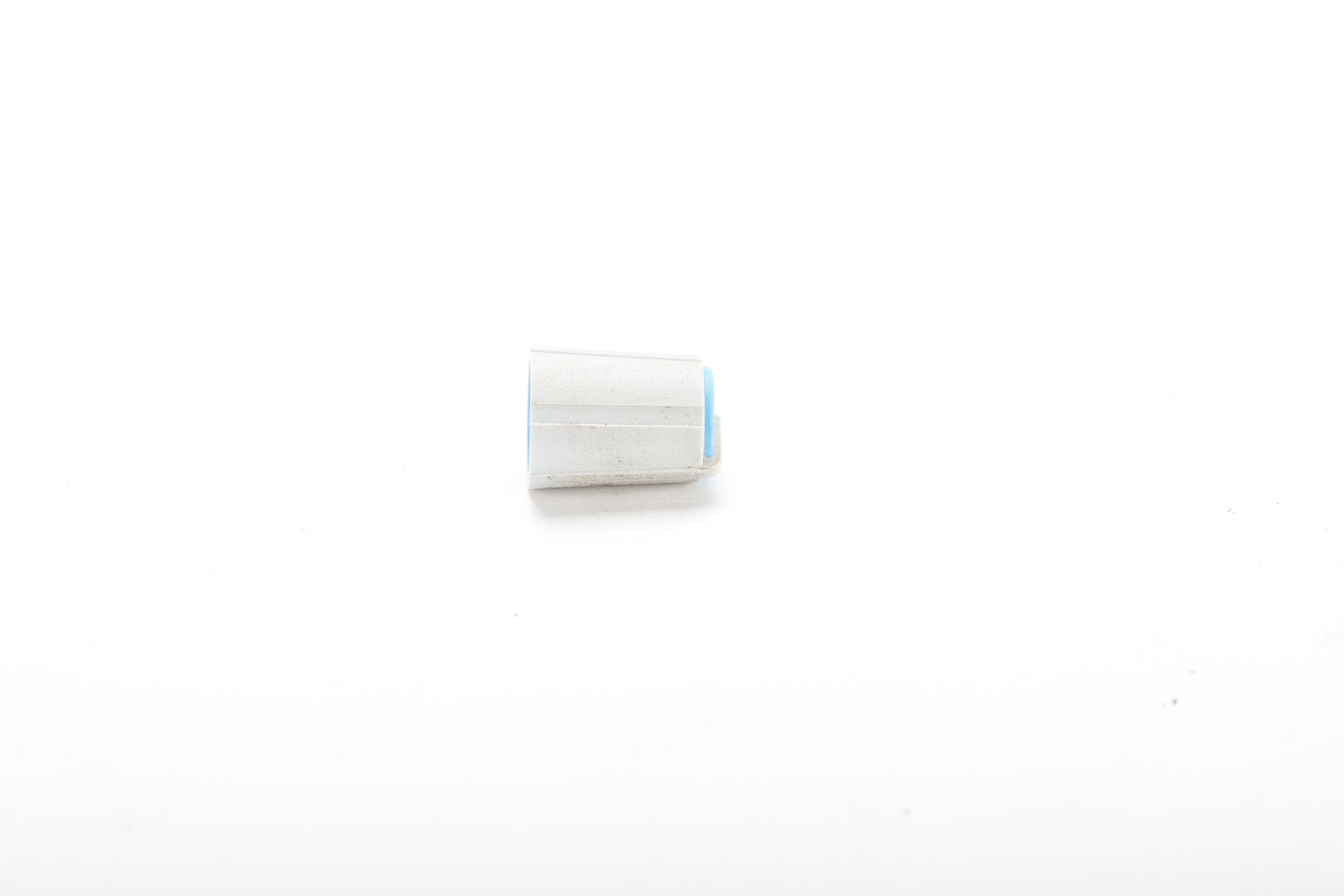 10-832057