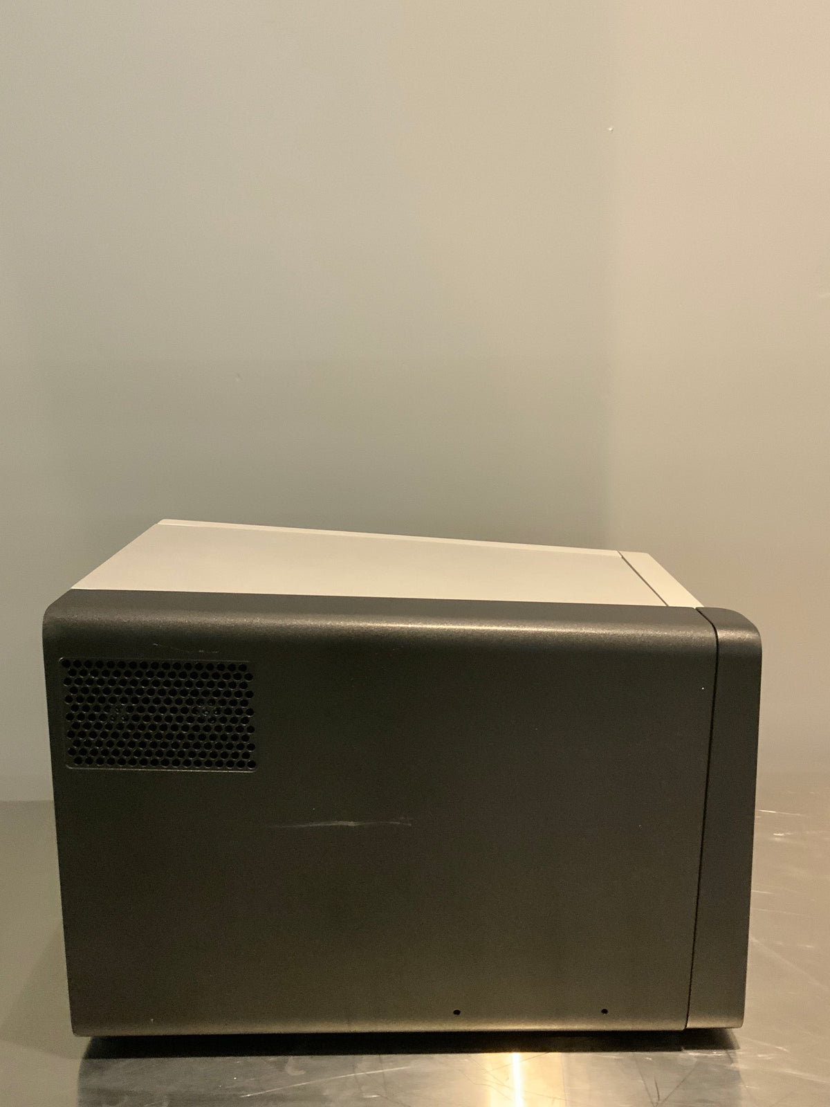10-889963