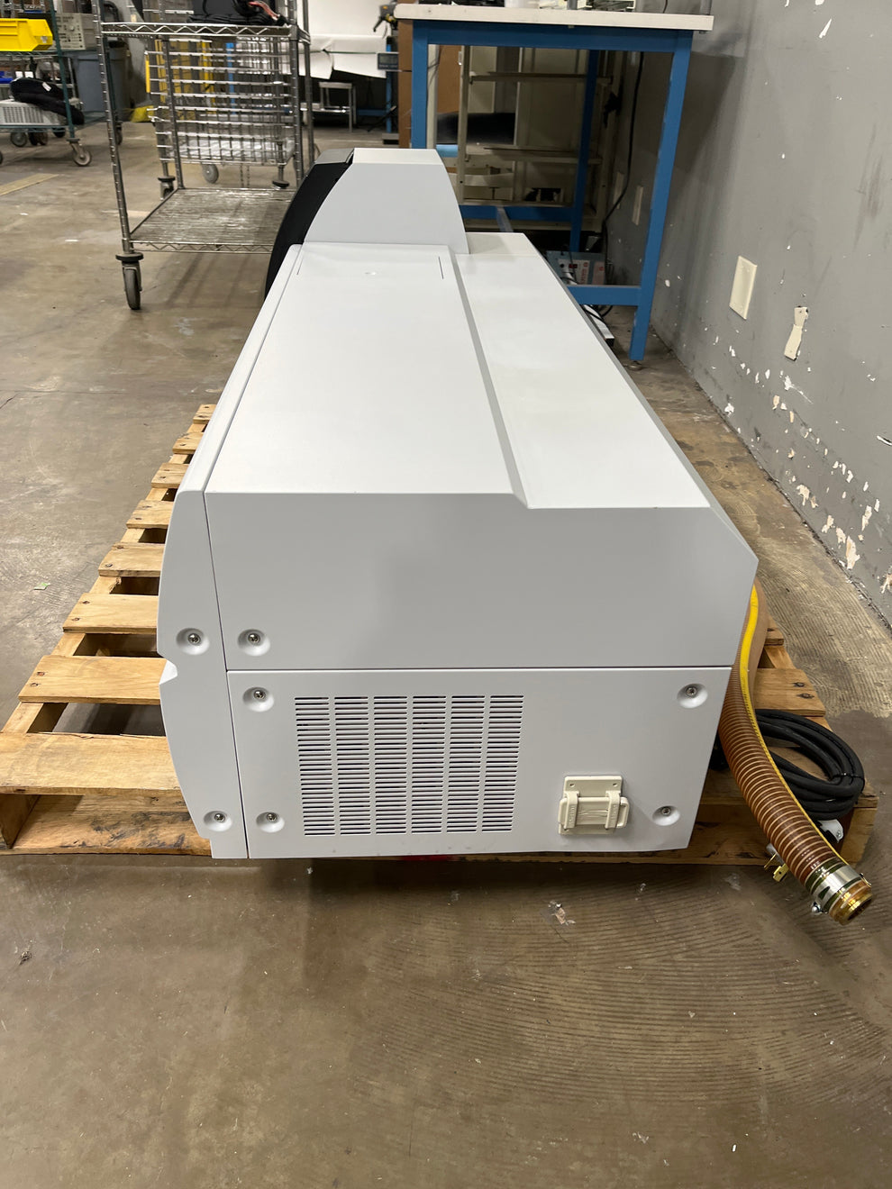 Shimadzu LCMS-8030 Triple Quadruple LC / MS / MS System / Mass Spectro ...