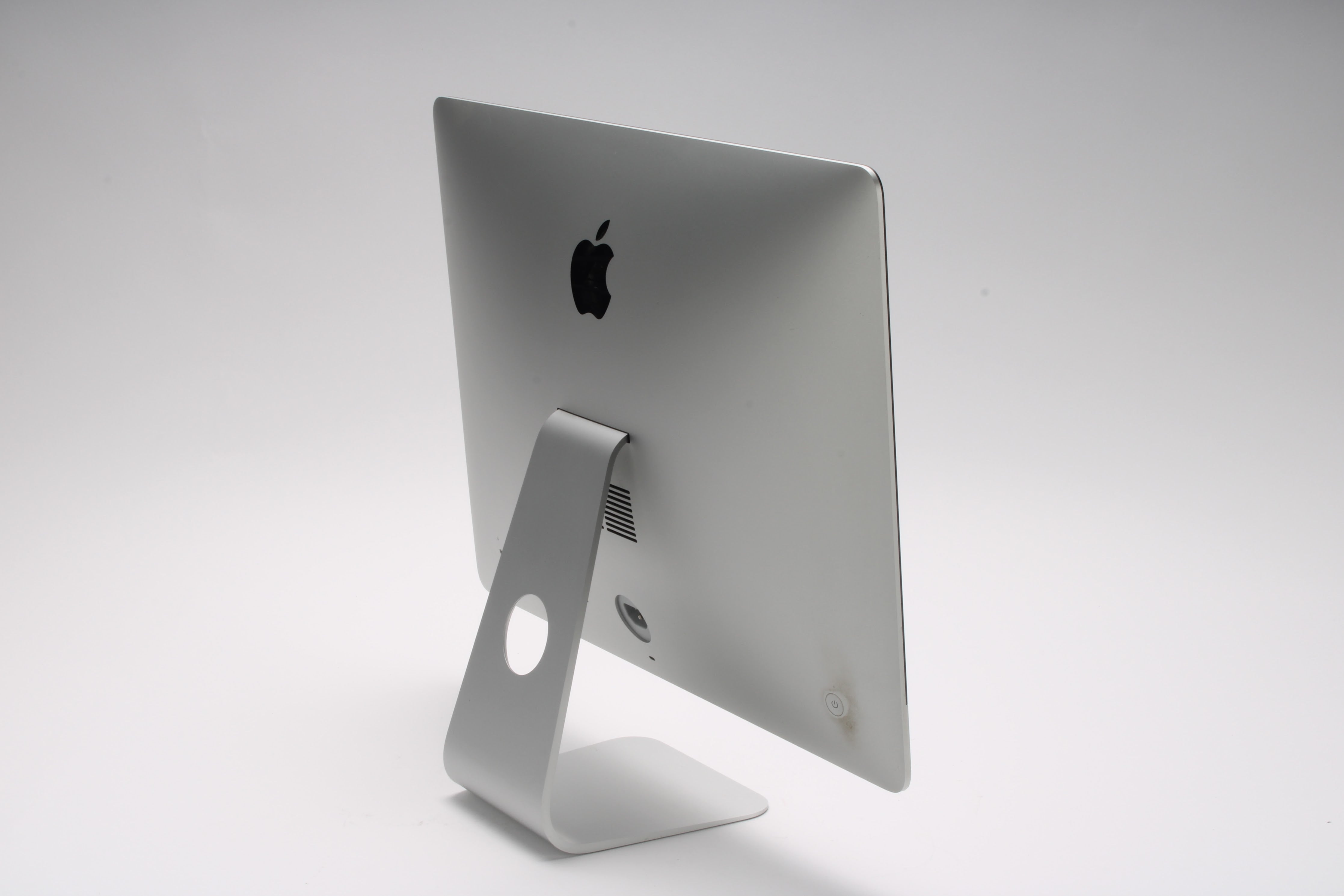 Apple iMac A1418 21.5 Mid-2014 iMac w/ Intel I5-4260U @1.4 GHz/8GB