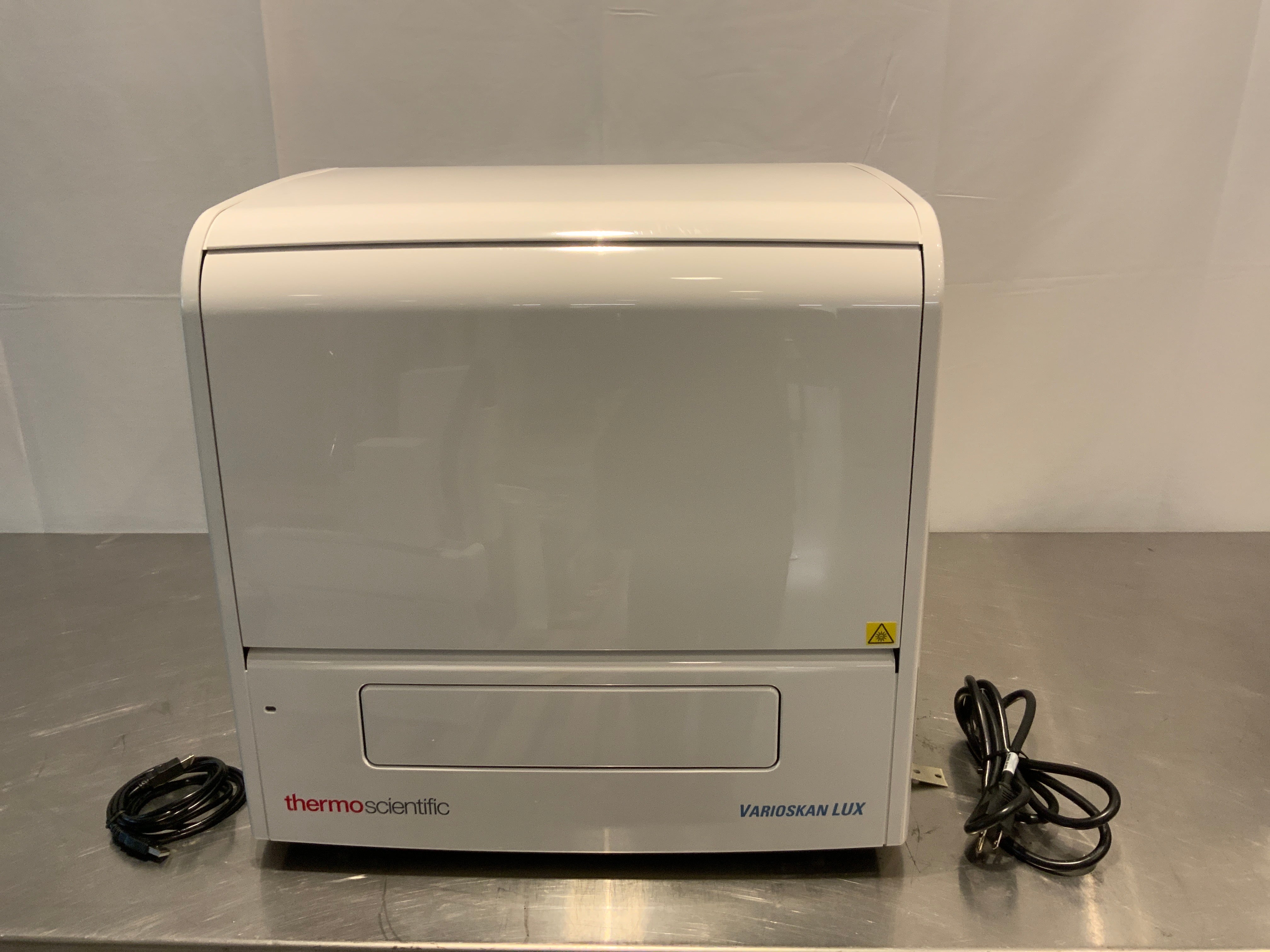 Thermo Scientific Varioskan LUX Multimode Microplate Reader VL0000D1 W ...