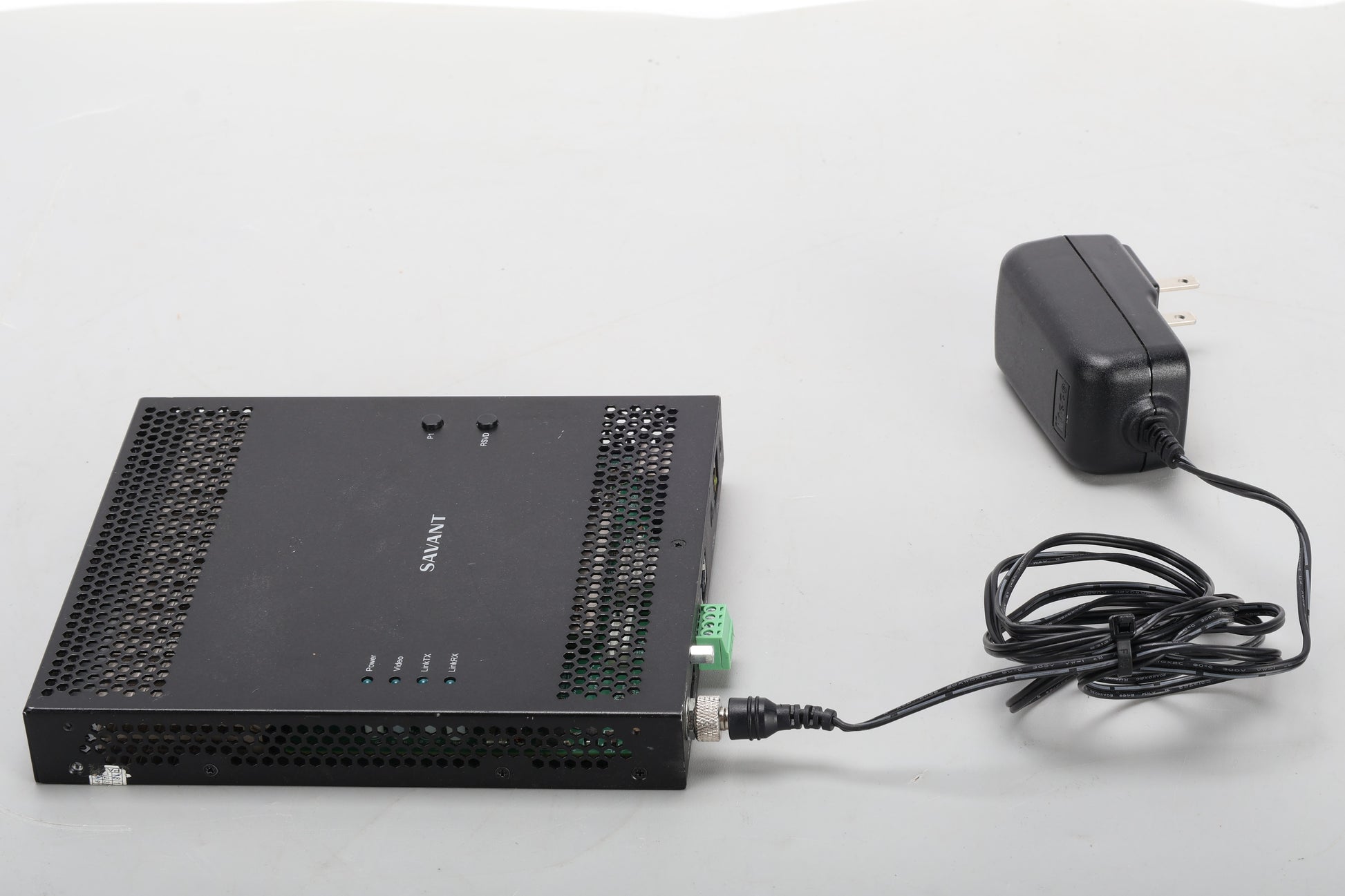 10-823220