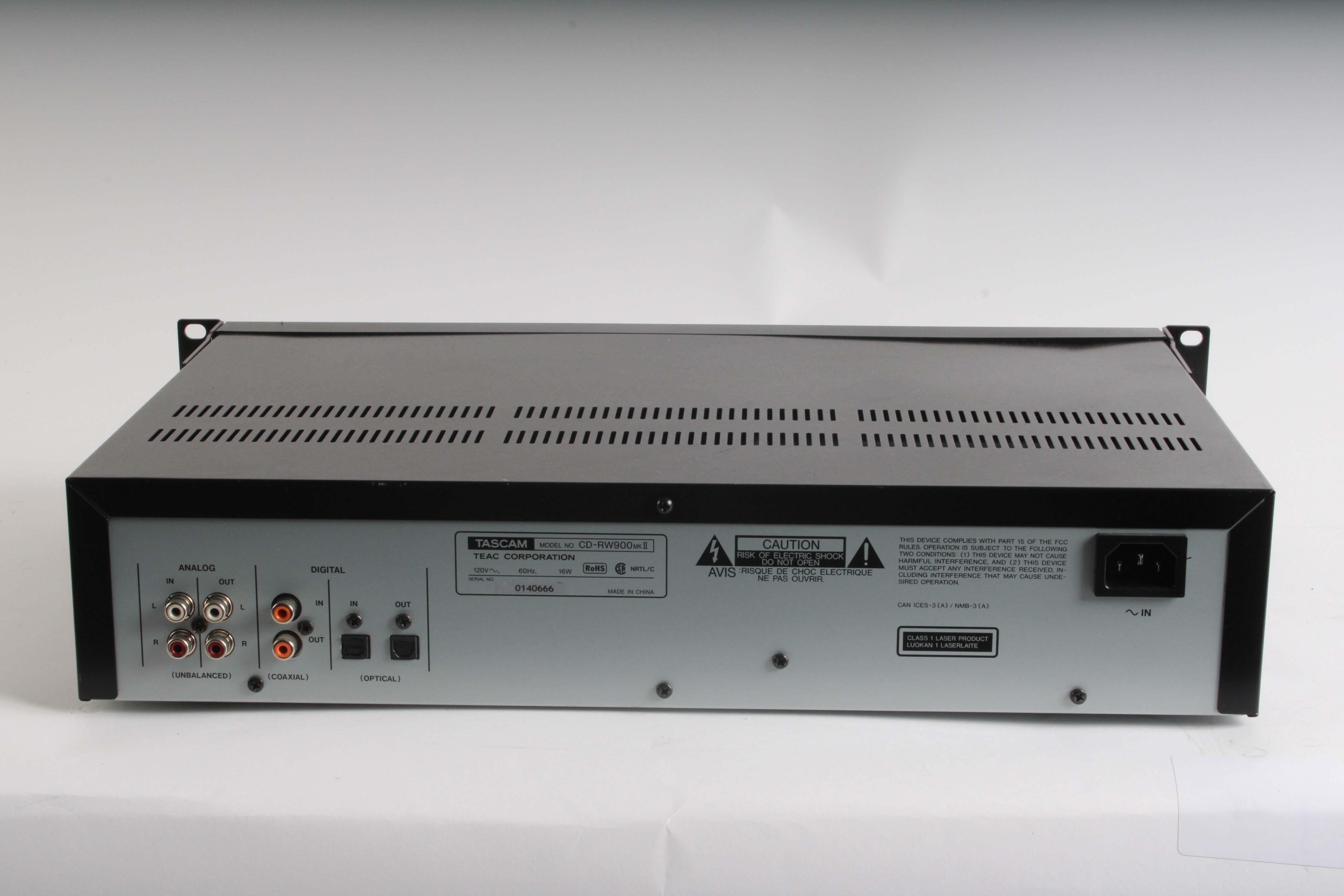 Tascam CD-RW900MKII Professional CD Rewritable Recorder Player