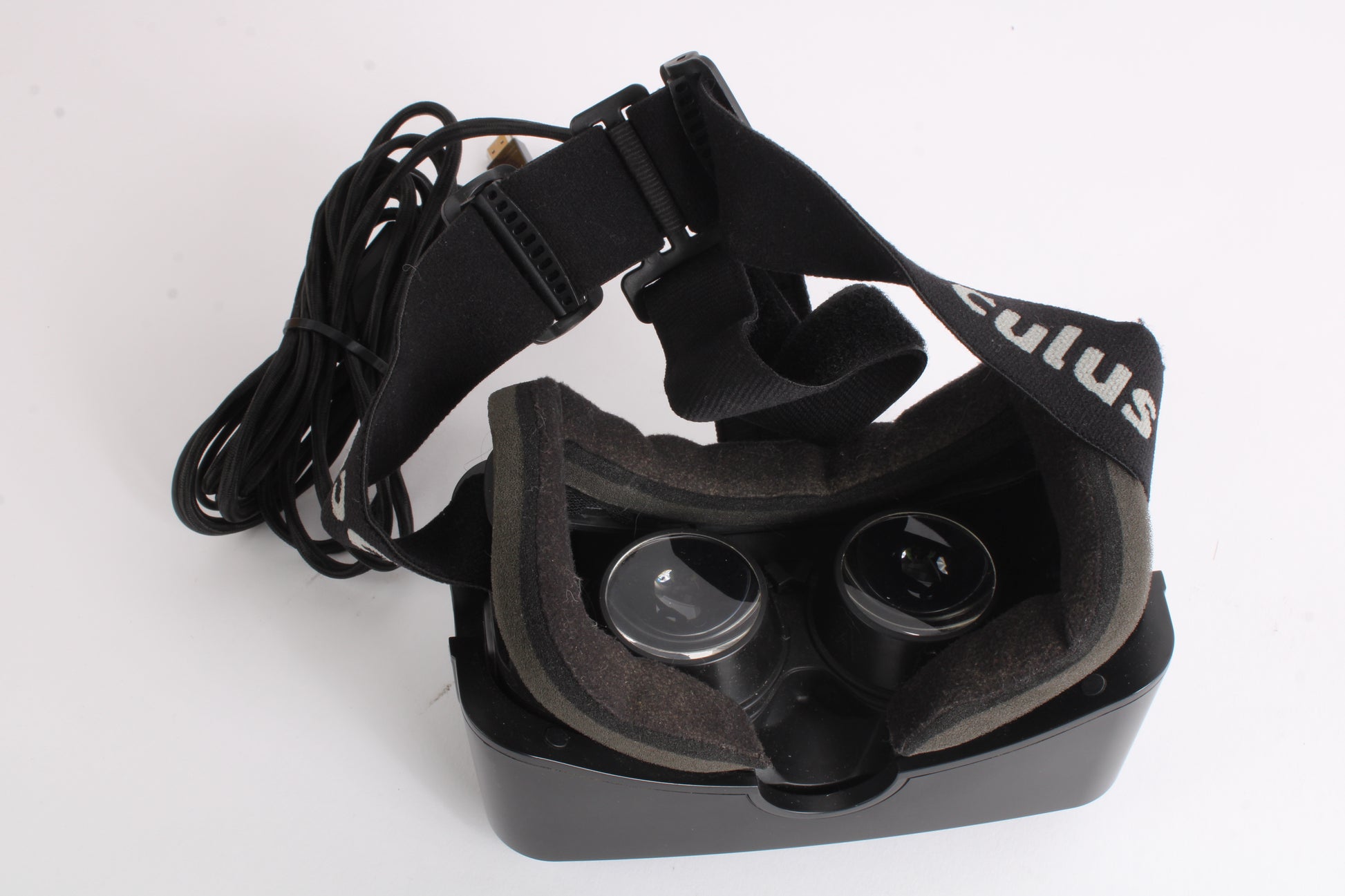 Oculus VR Rift DK2 (Development Kit 2) With Accessories – NTC Tech